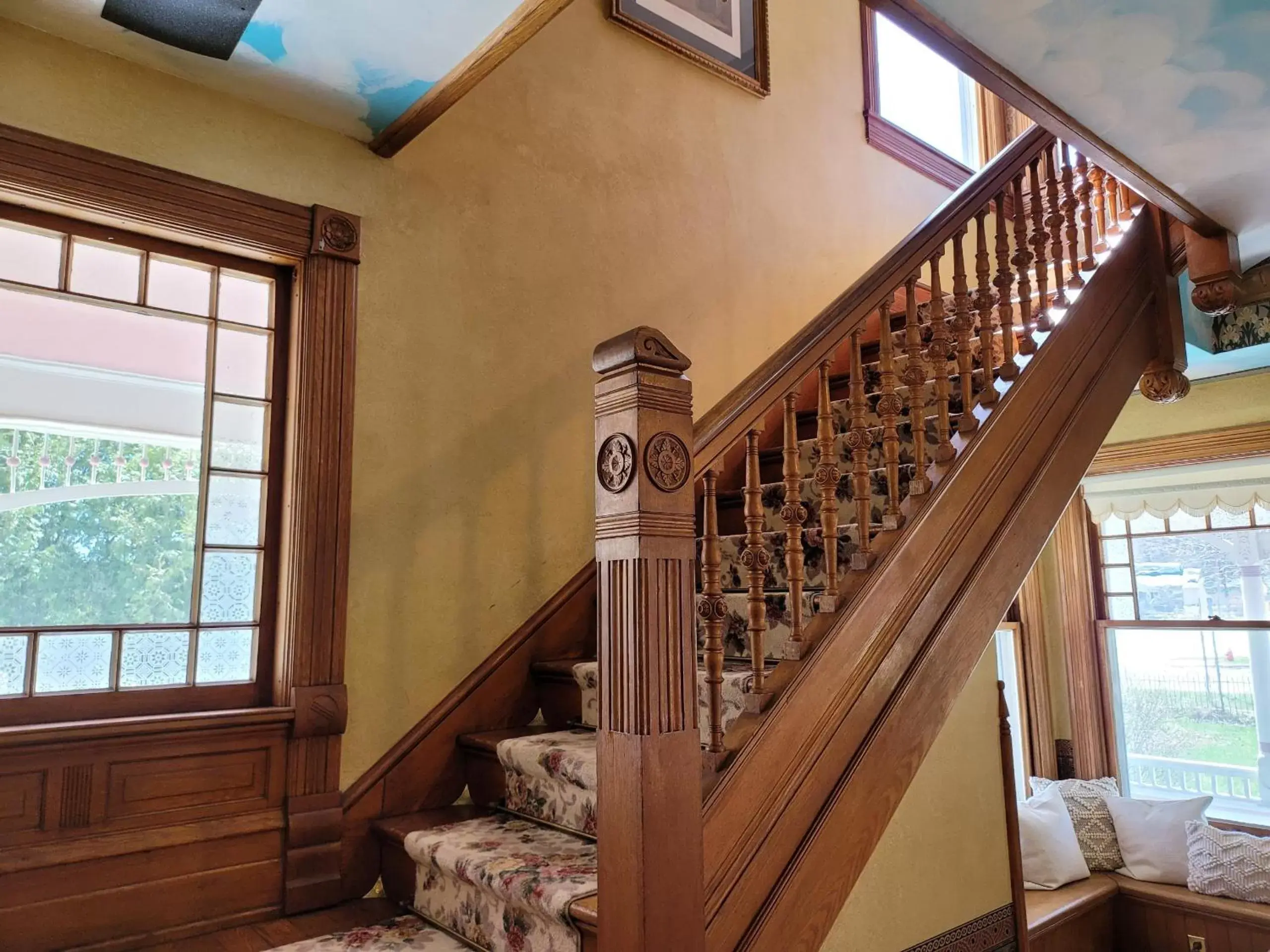 Lobby or reception in Grand Victorian B&B Inn