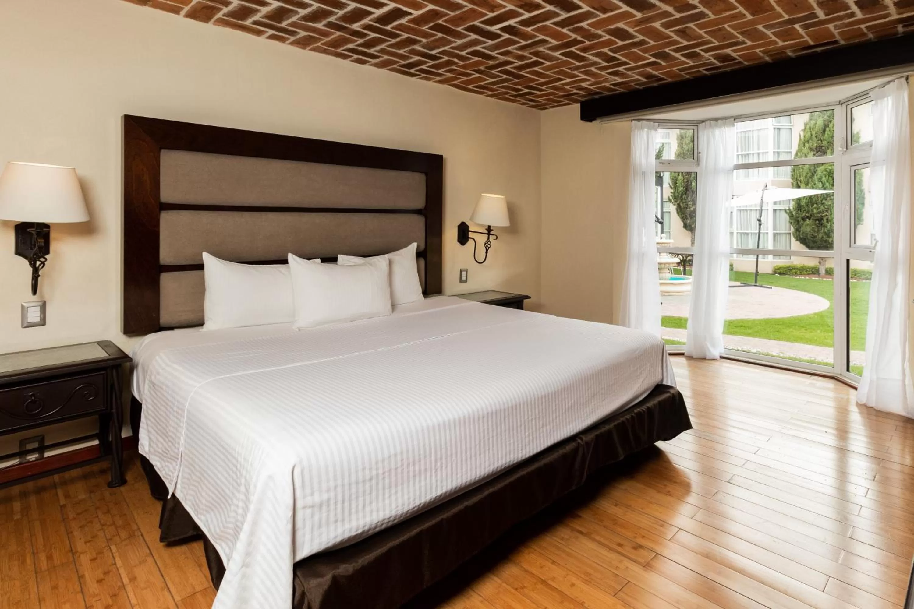 Bed in Hotel Villa Mercedes San Cristobal