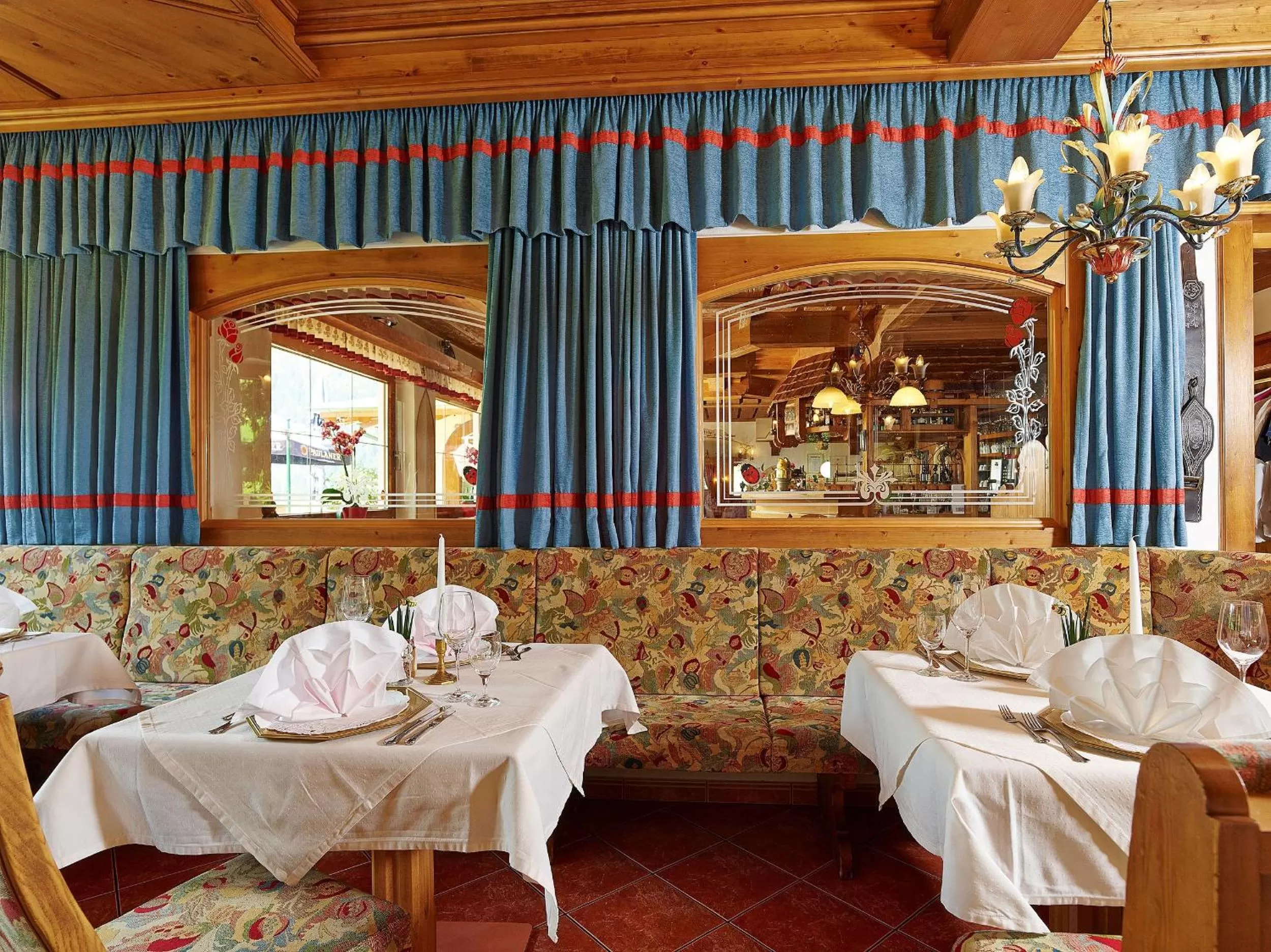 Restaurant/places to eat in Hotel Ländenhof Superior