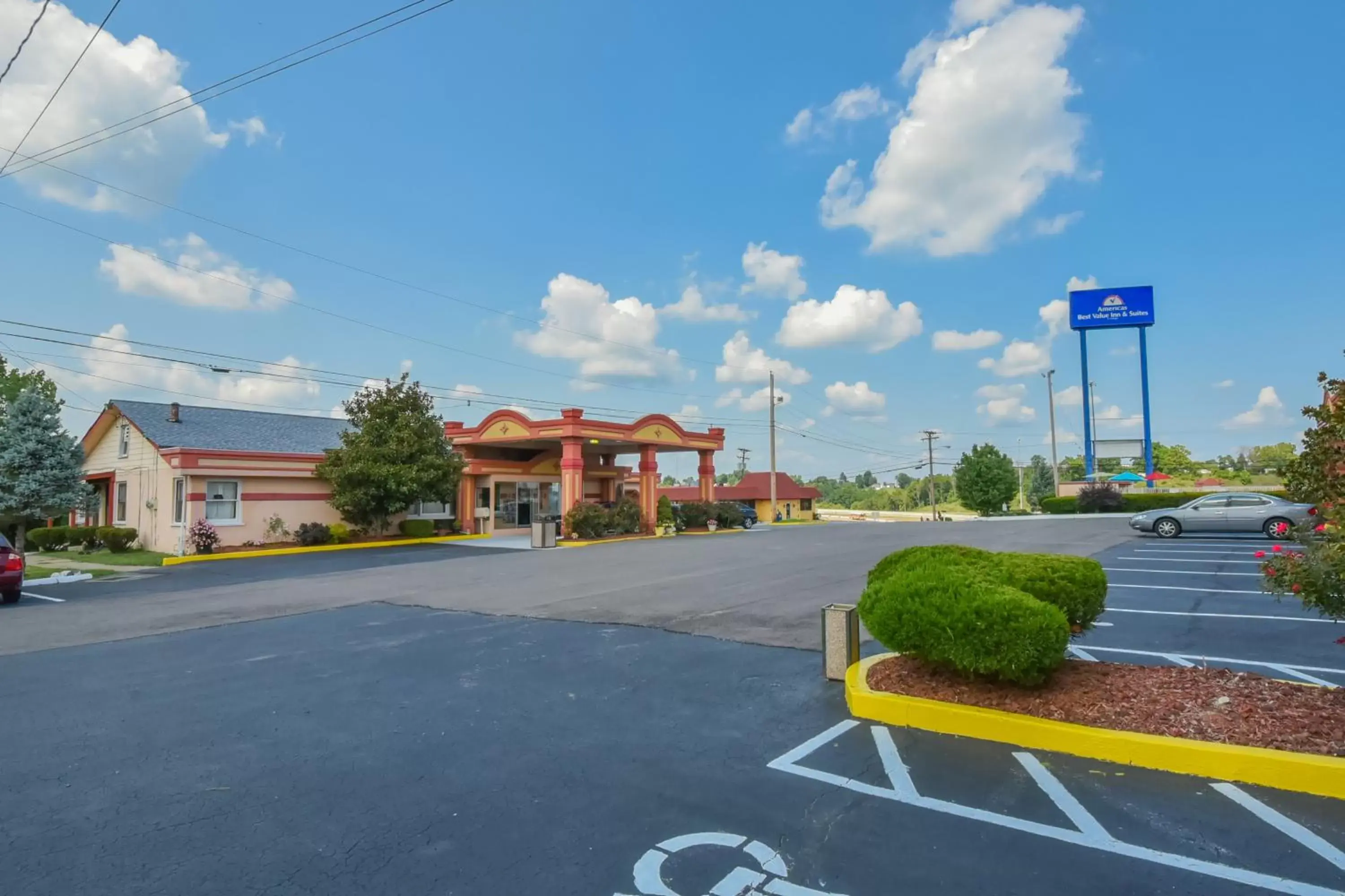 Facade/entrance in Americas Best Value Inn & Suites Williamstown