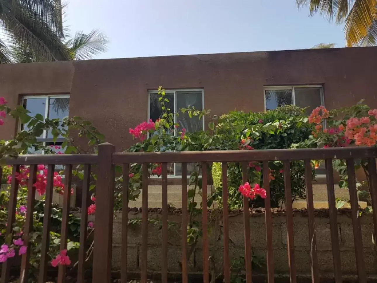 Balcony/Terrace, Property Building in Hotel Jardin Savana Dakar