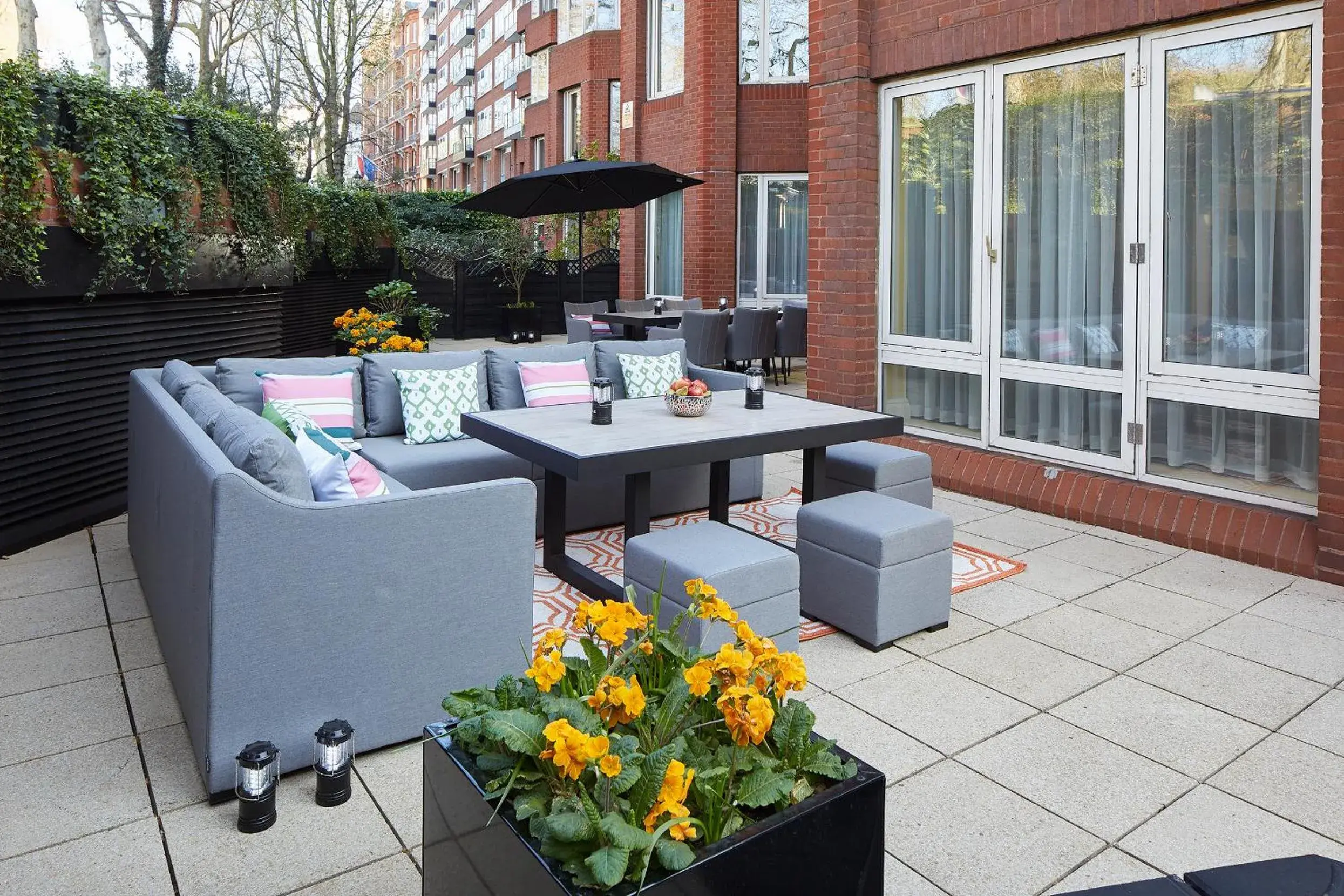 Balcony/Terrace in Cheval Thorney Court