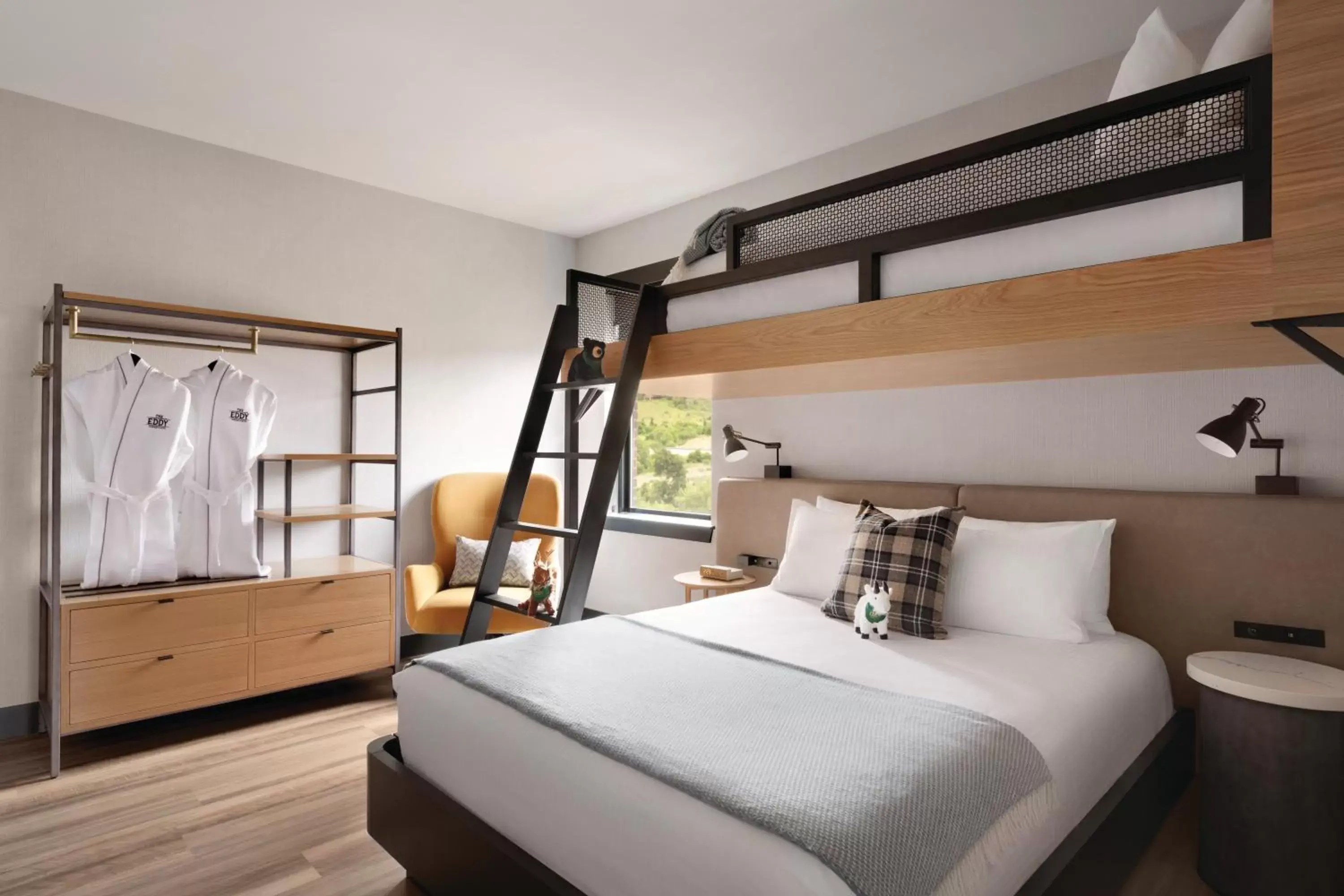 Bedroom, Bunk Bed in The Eddy Taproom & Hotel