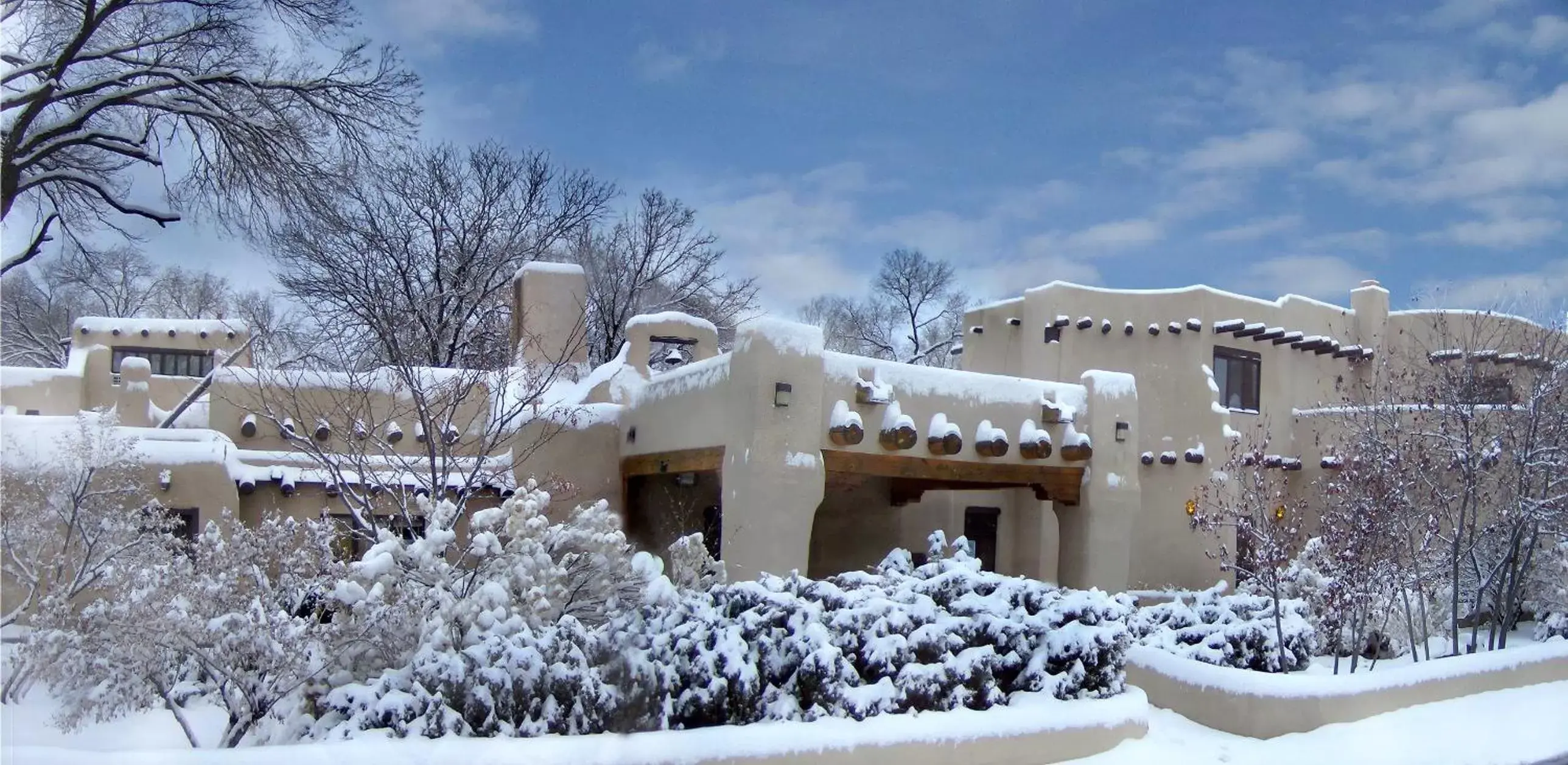 Facade/entrance in Sagebrush Inn & Suites Facade/entrance in Sagebrush Inn & Suites