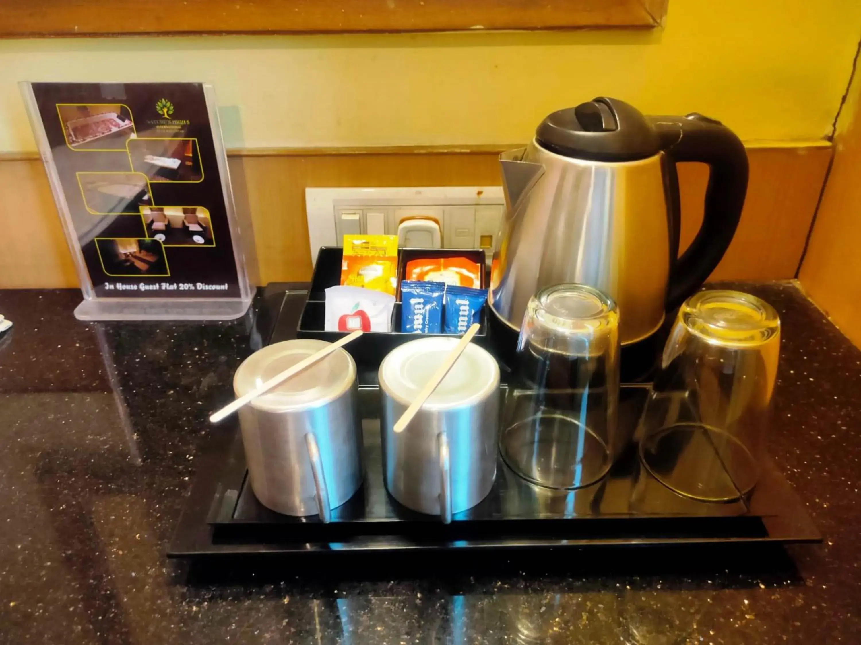 Coffee/Tea Facilities in Hotel Roopa