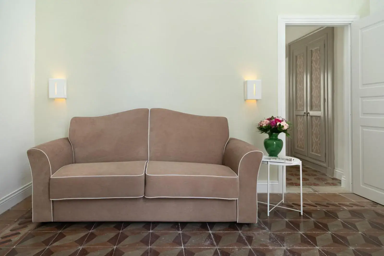 Living room, Seating Area in Relais San Martino - Albergo della Felicità by Ria Hotels