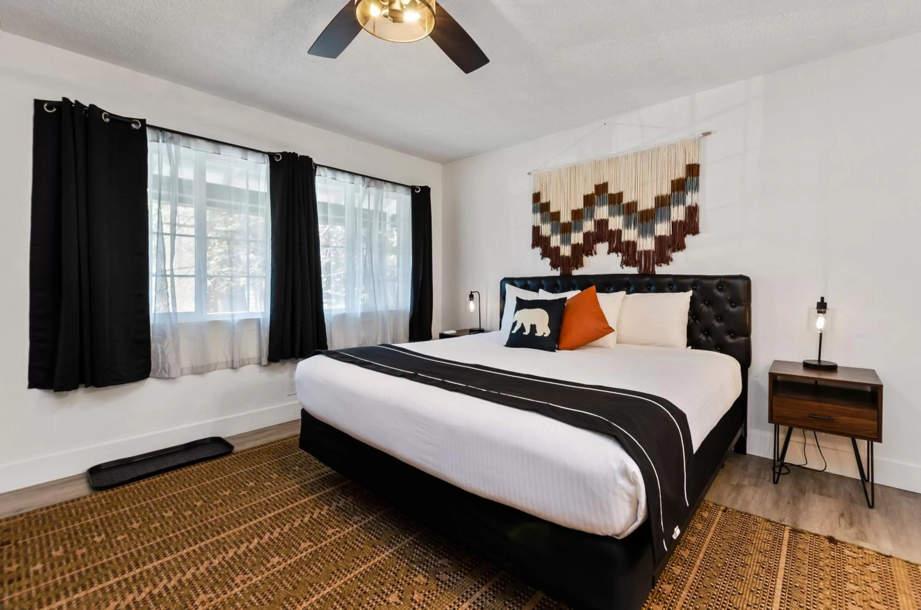 Bed in The Jeffrey Hotel