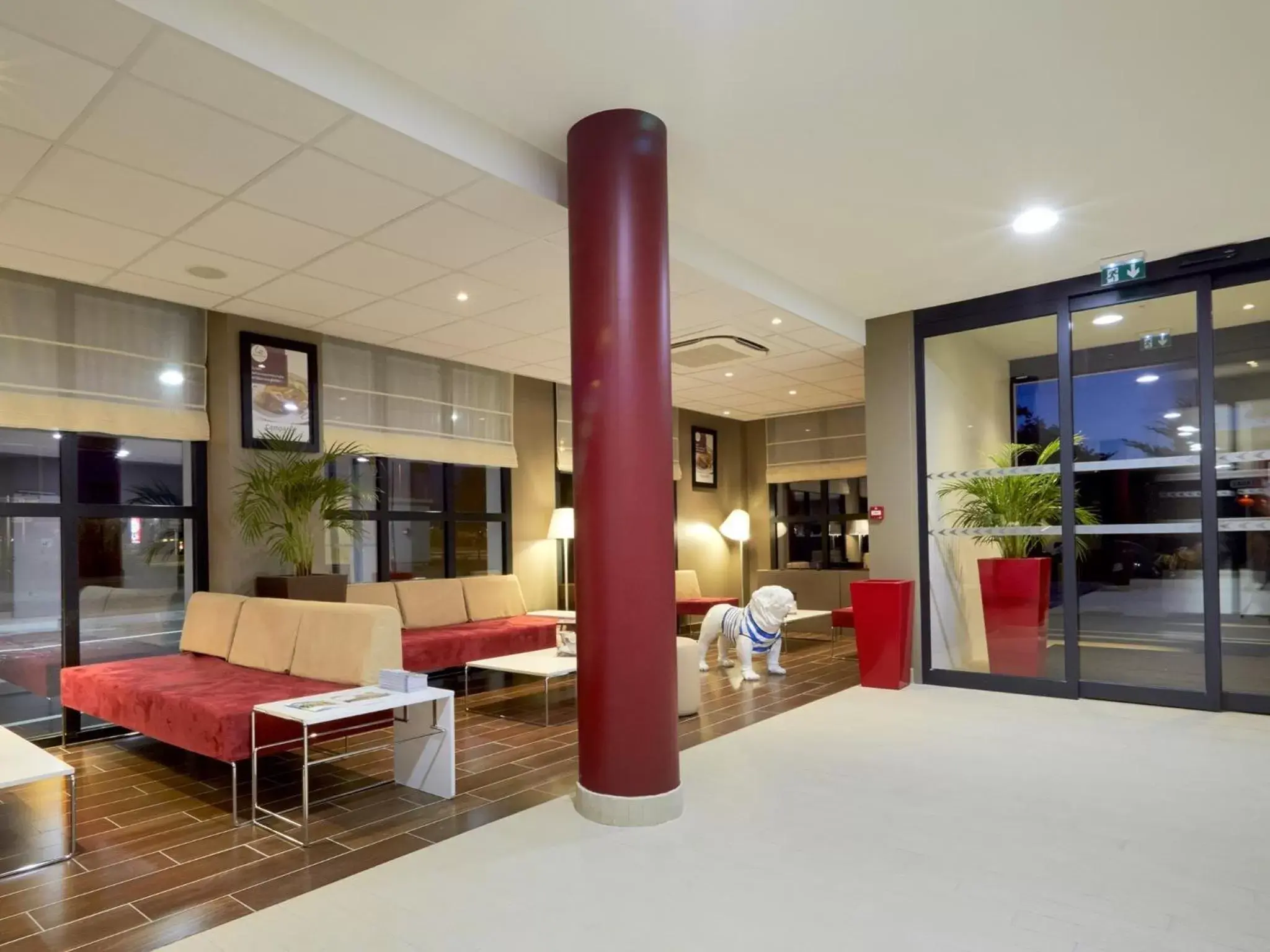 Lobby or reception, Lobby/Reception in Campanile Bordeaux Ouest - Mérignac Aéroport