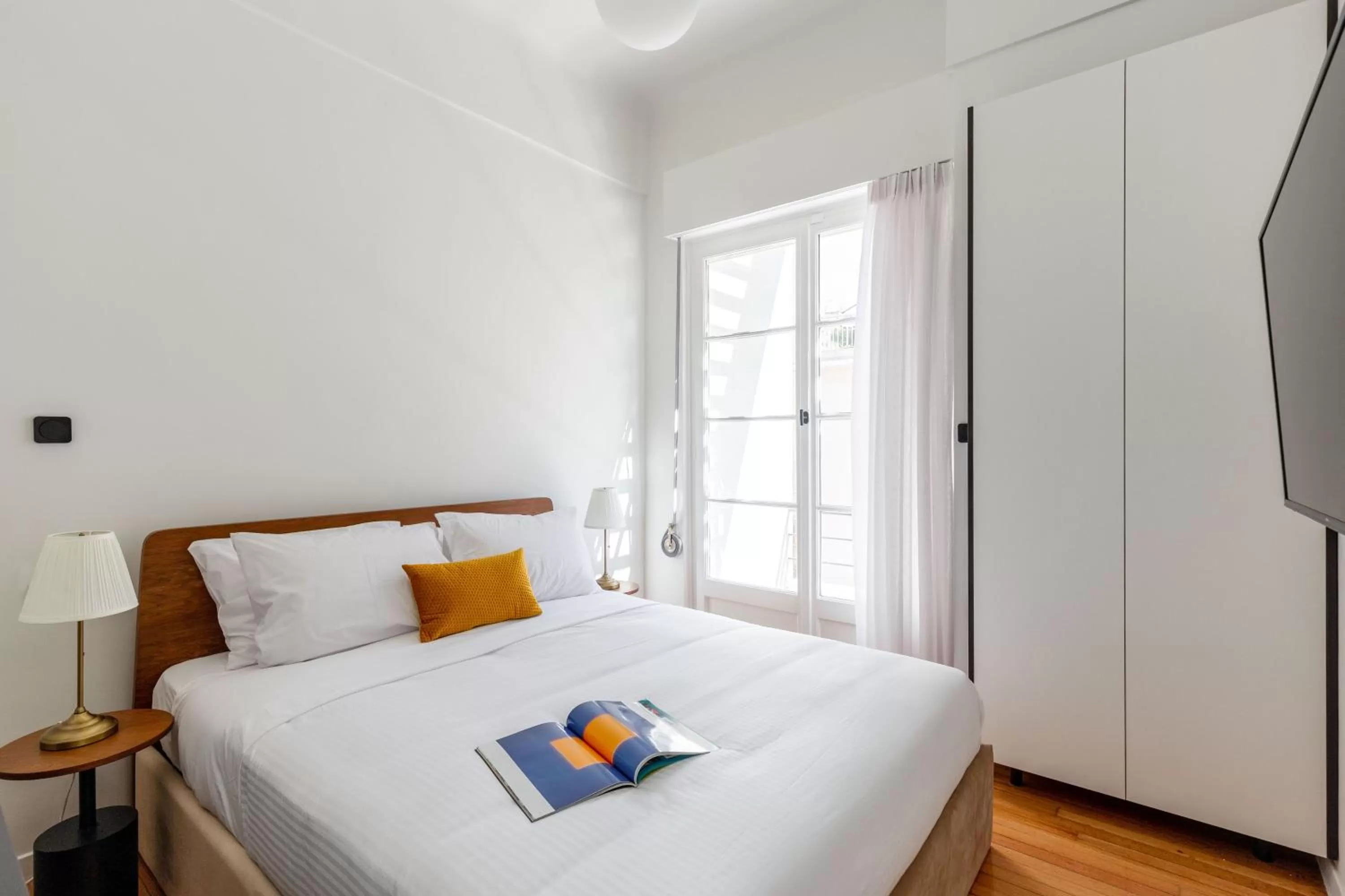 Bedroom, Bed in ZOIA The Met by UPSTREET