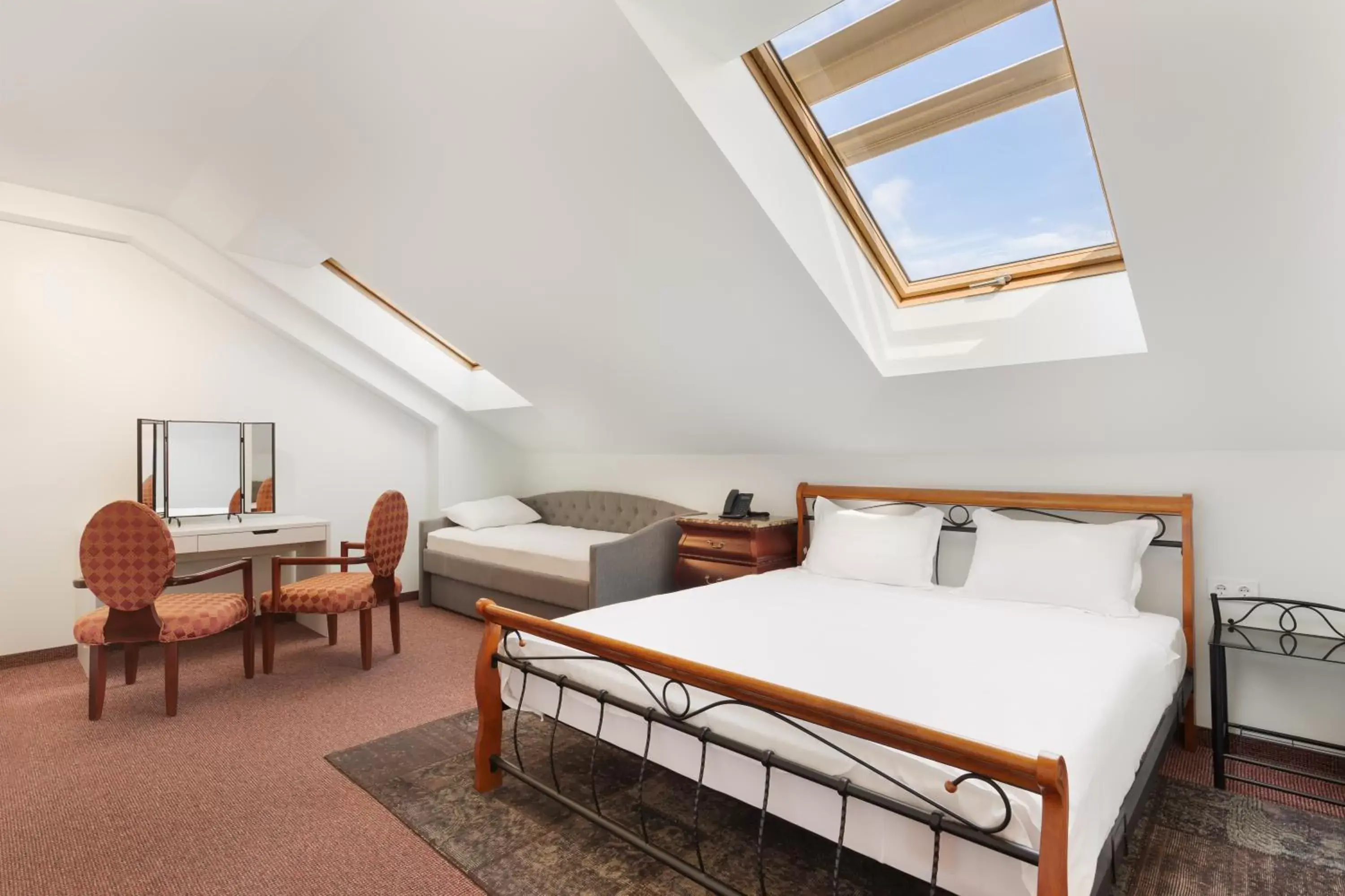 Deluxe Triple Room in Magnolia Deluxe Triple Room in Magnolia