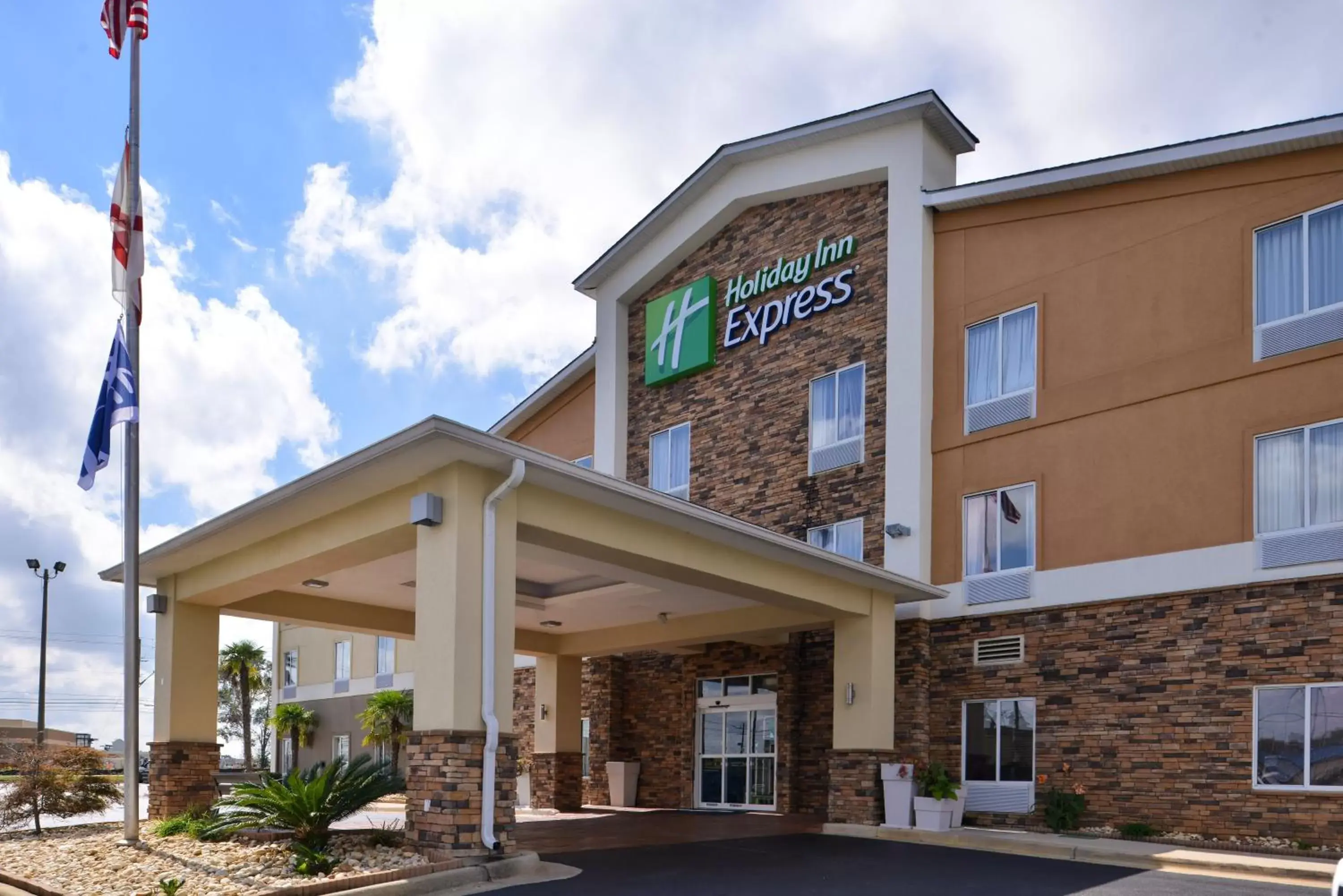 Property Building in Holiday Inn Express Montgomery East I-85, an IHG Hotel