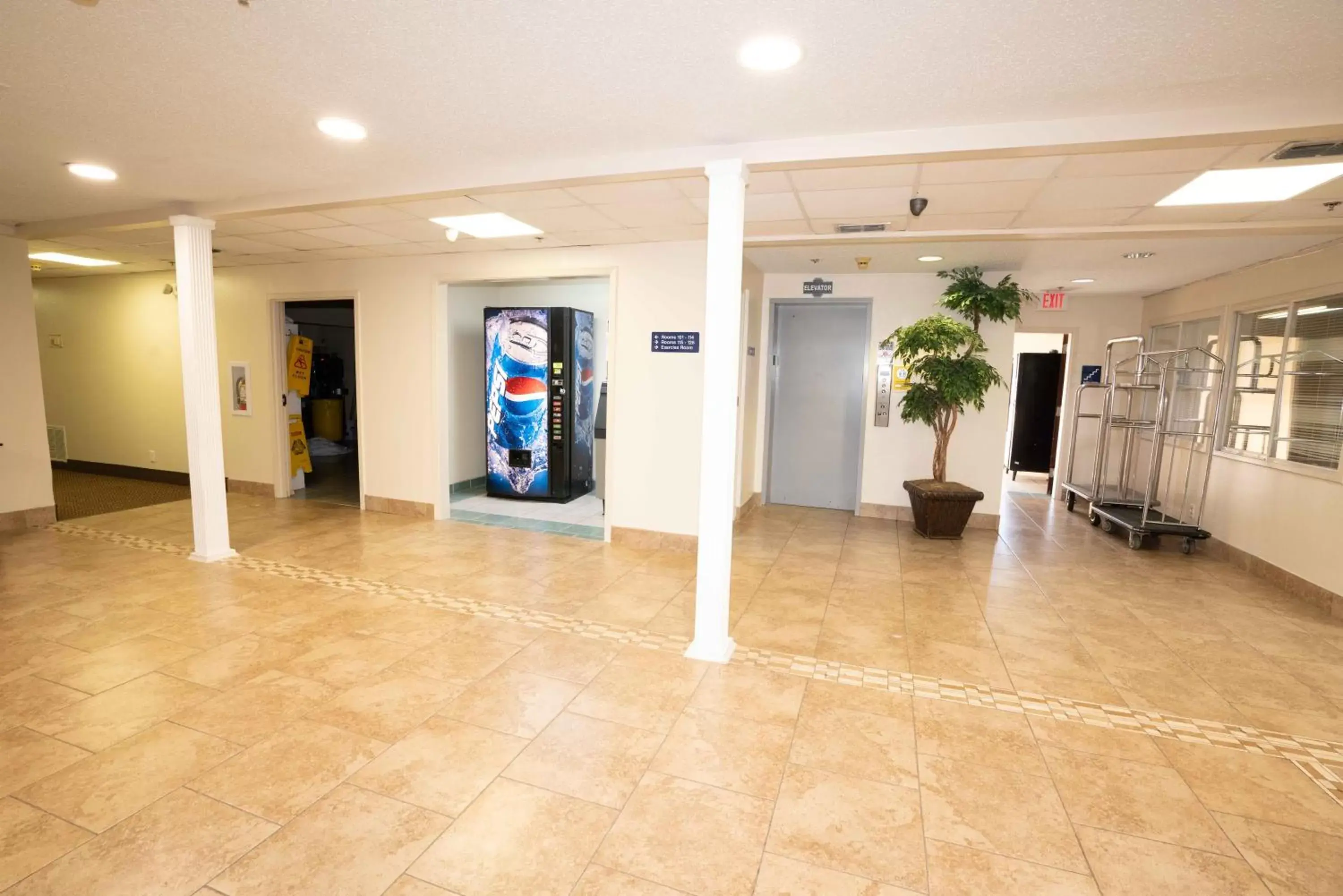 Property building, Lobby/Reception in Regency Inn & Suites DFW