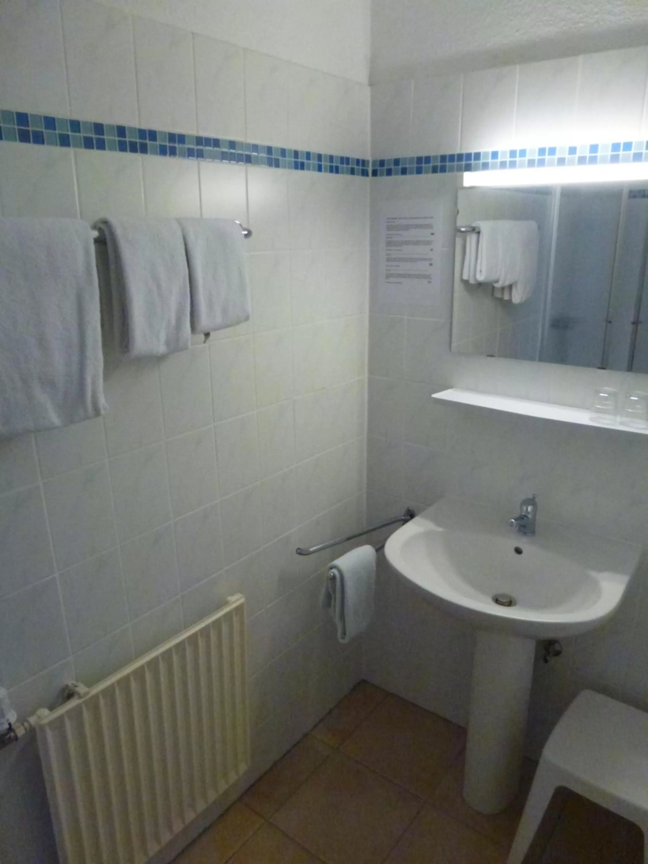 Bathroom in Hotel Pension Gelpkes Mühle