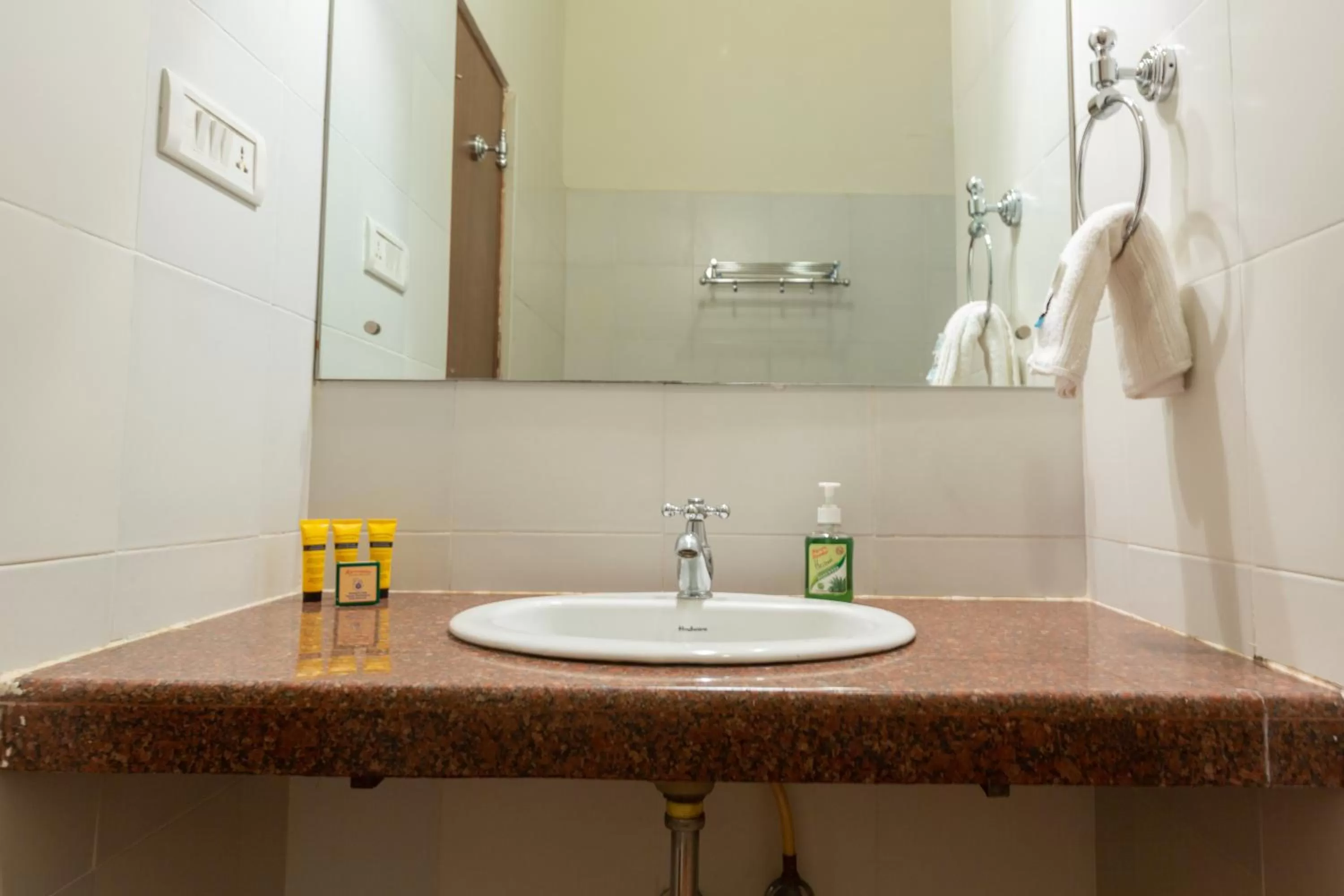 Bathroom in KSTDC Hotel Mayura Yagachi, Belur