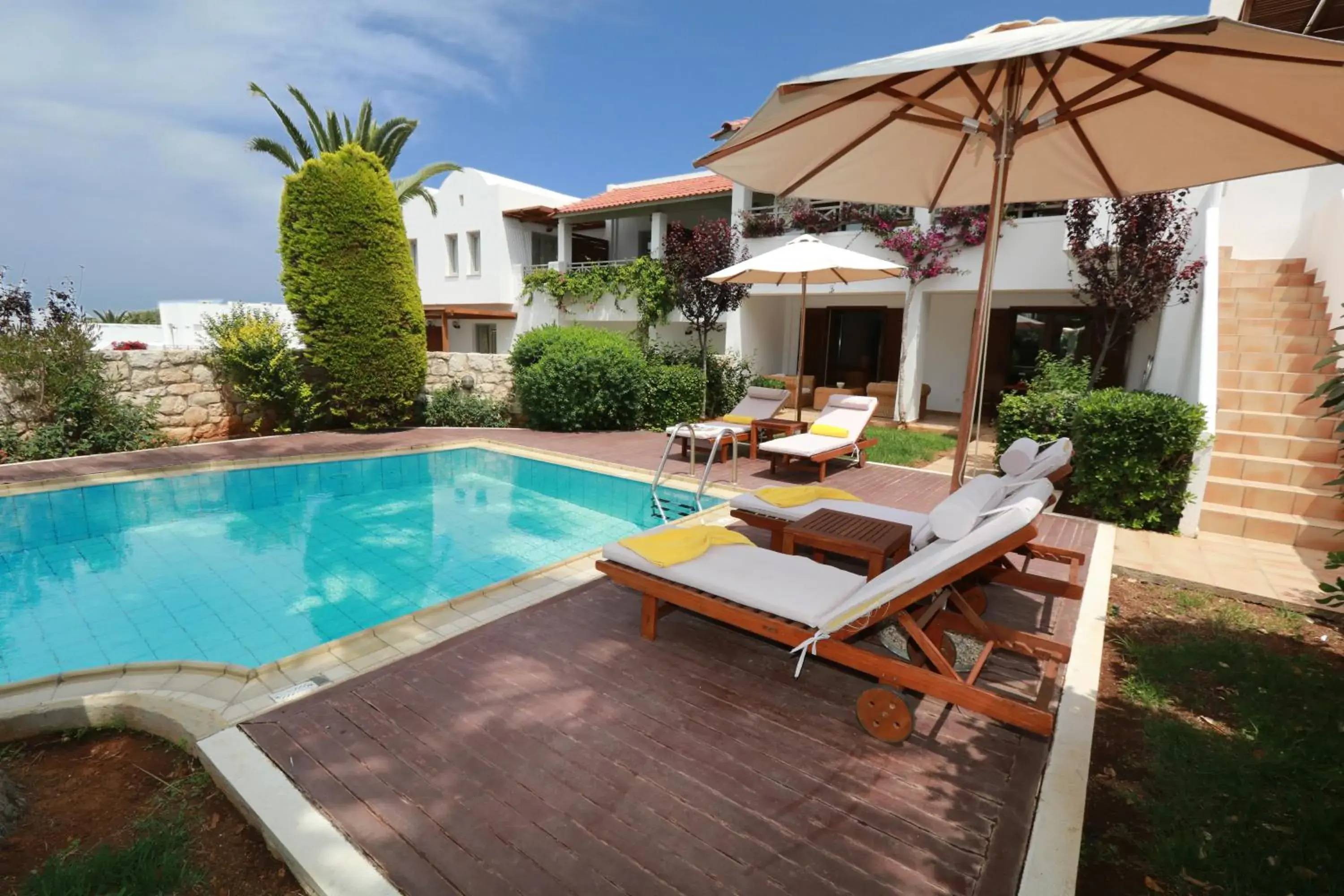 Swimming pool in Annabelle Beach Resort Swimming pool in Annabelle Beach Resort