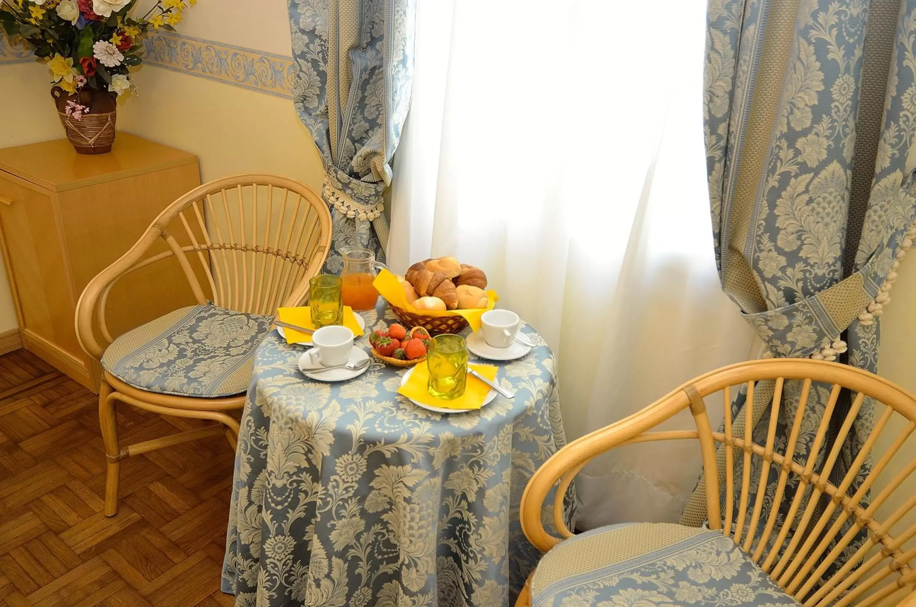 Seating area in Villa Angelica