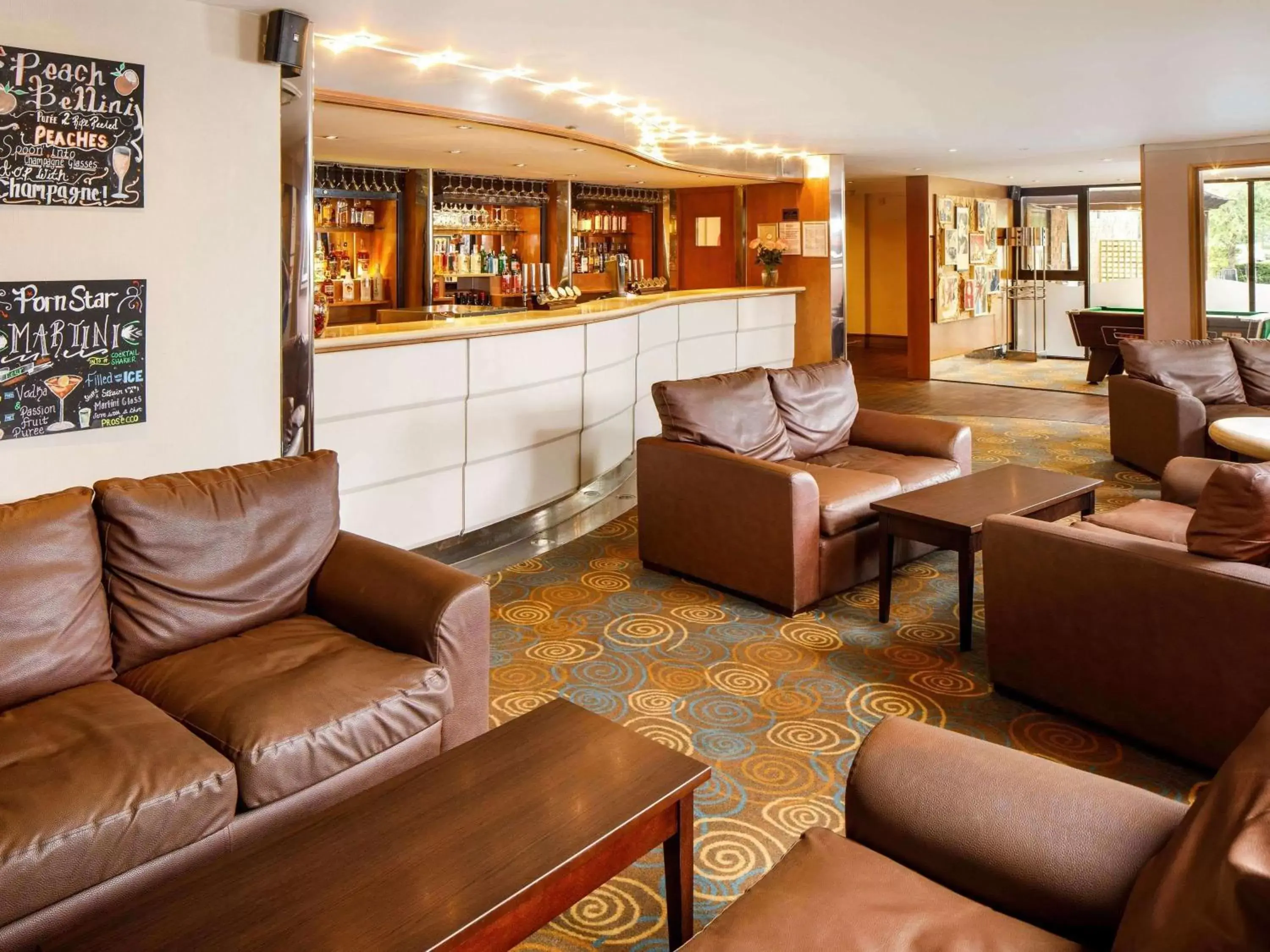 Lounge or bar, Lounge/Bar in Mercure Hull Grange Park Hotel