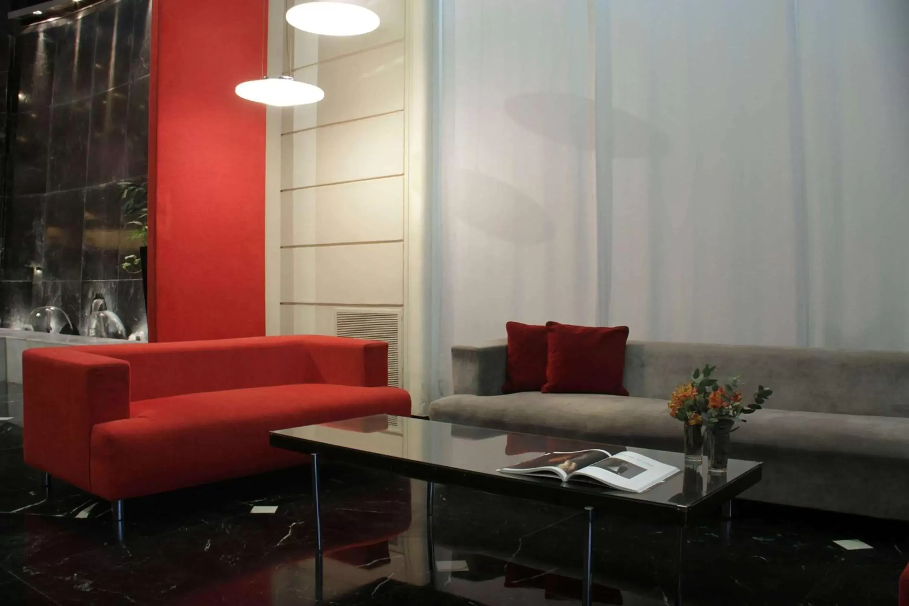 Lobby or reception, Seating Area in Ramada by Wyndham Buenos Aires Centro