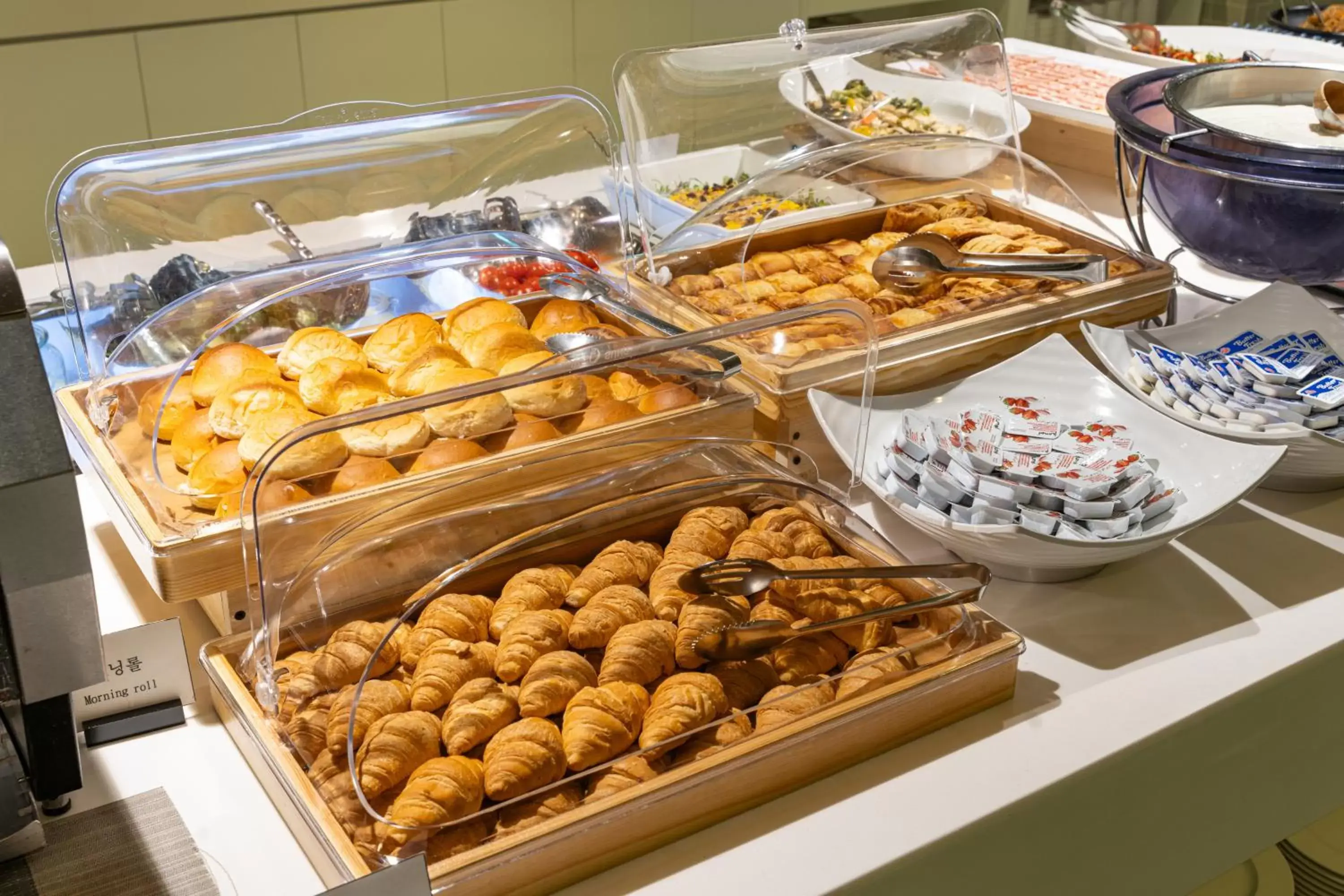 Breakfast in Best Western Jeju Hotel Breakfast in Best Western Jeju Hotel