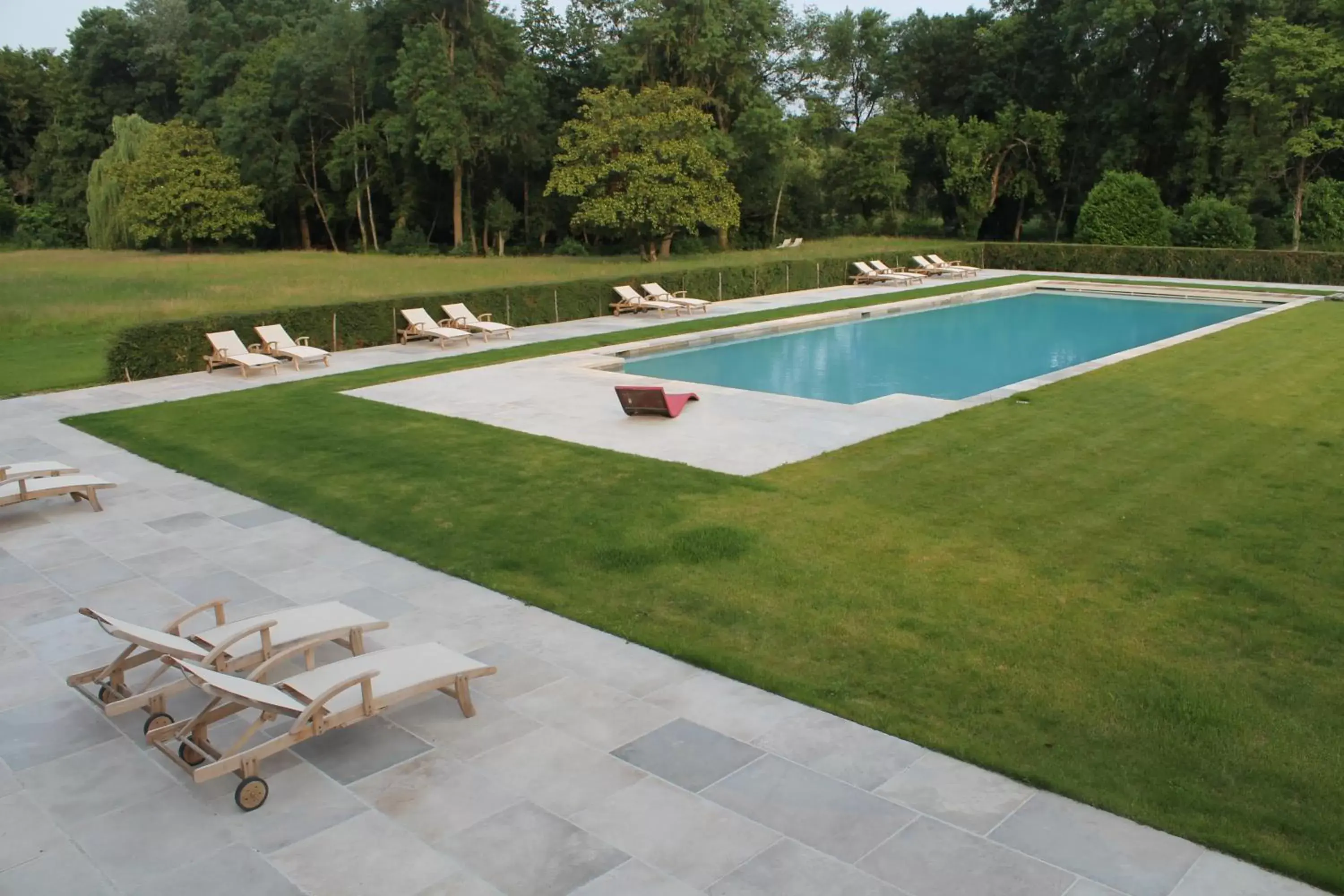 Swimming Pool in Château de Perreux, The Originals Collection