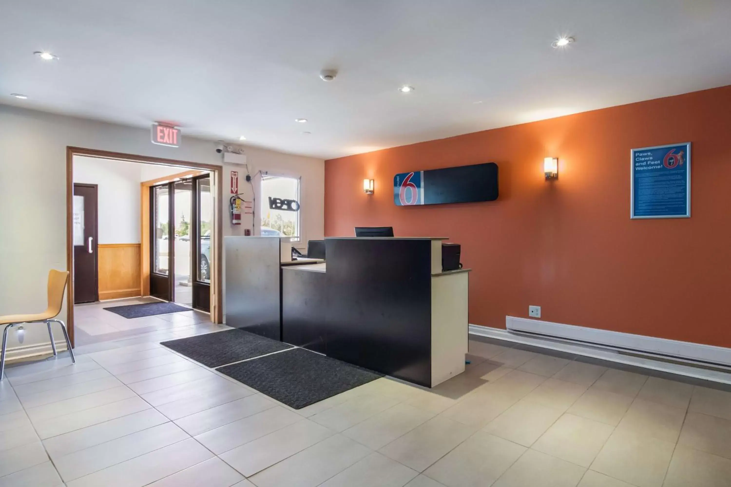 Lobby or reception, Lobby/Reception in Motel 6-Sudbury, ON