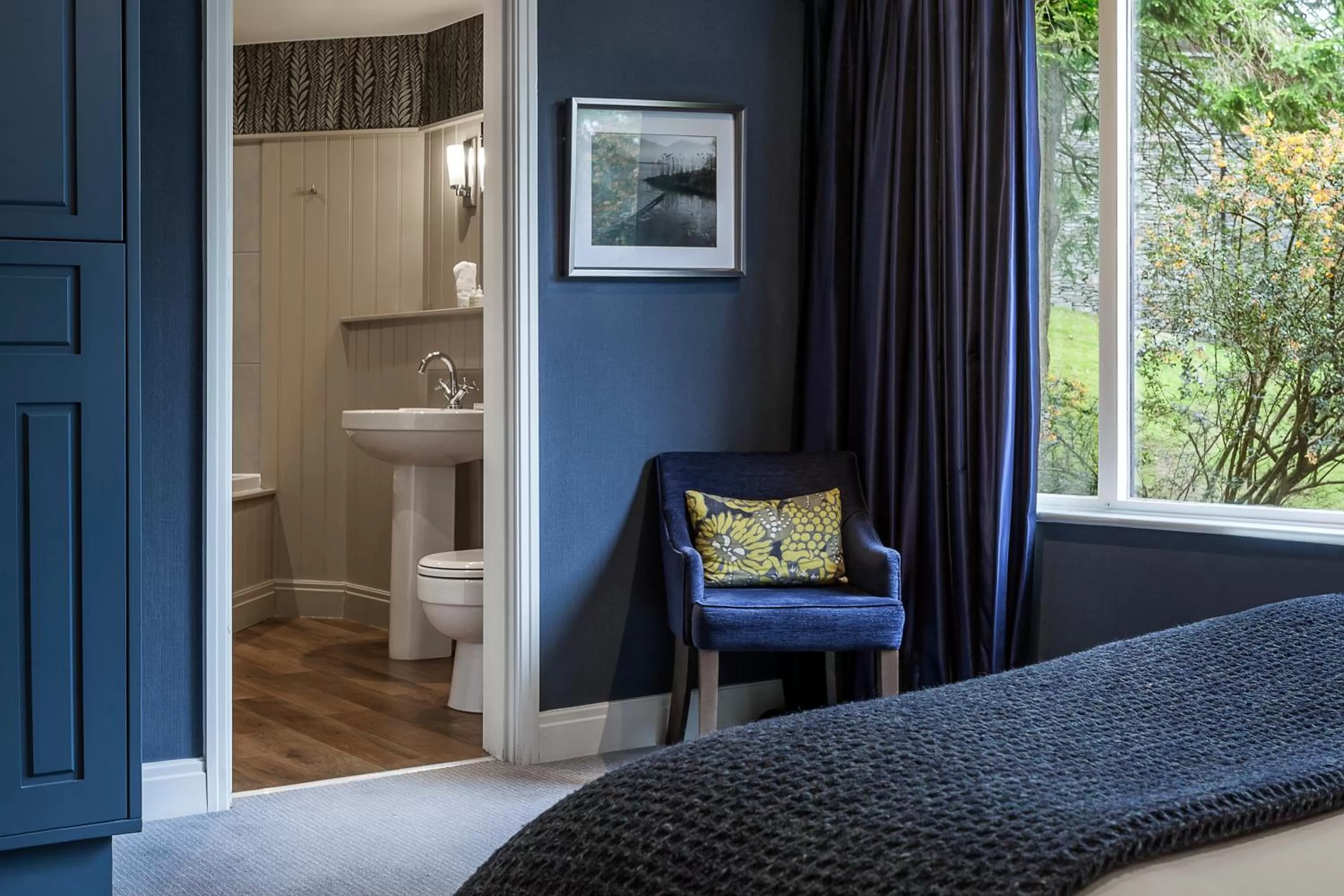 Bathroom, Bed in Langdale Hotel & Spa