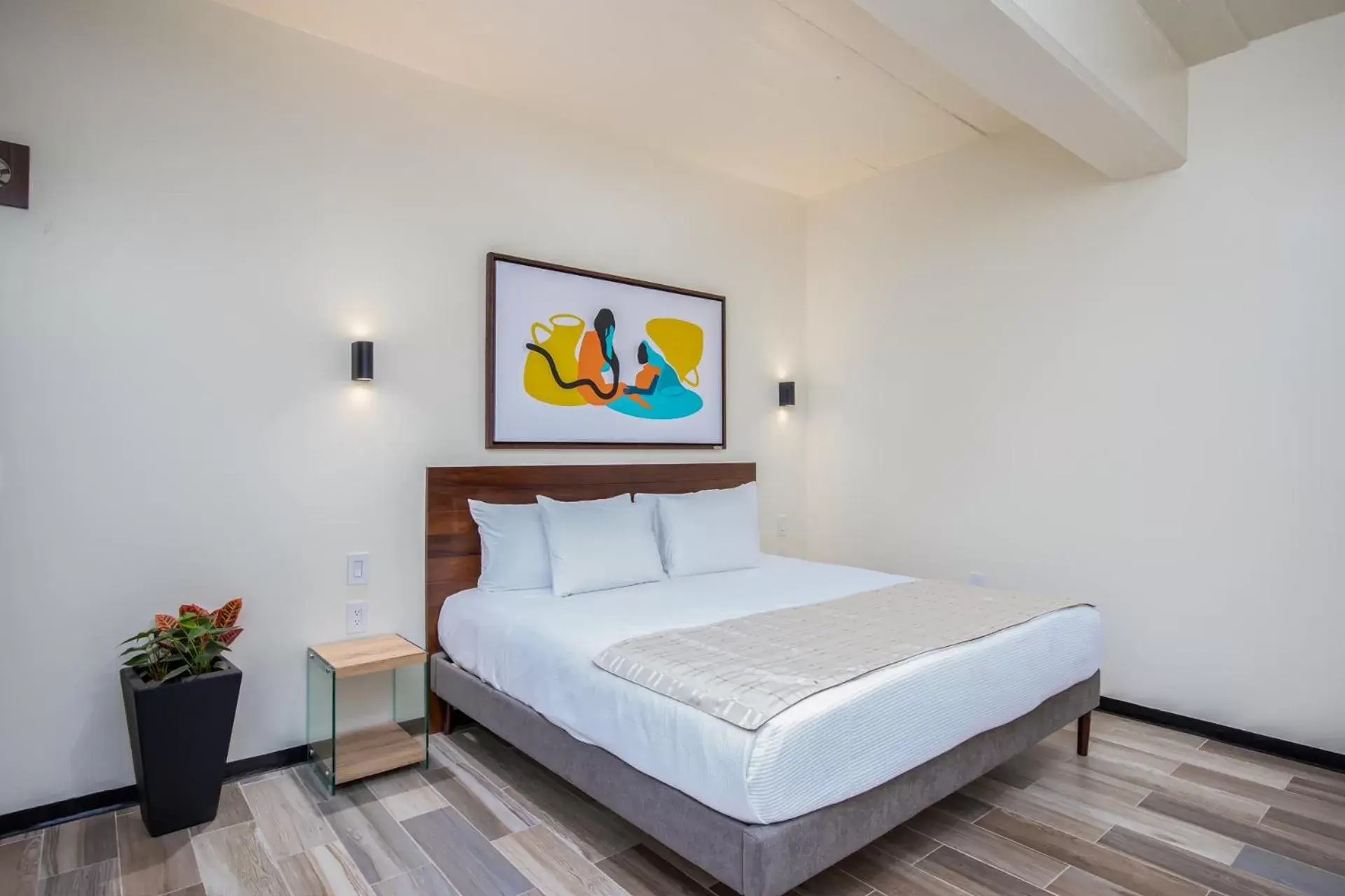 Guests, Bed in Joint Coworking Hotel