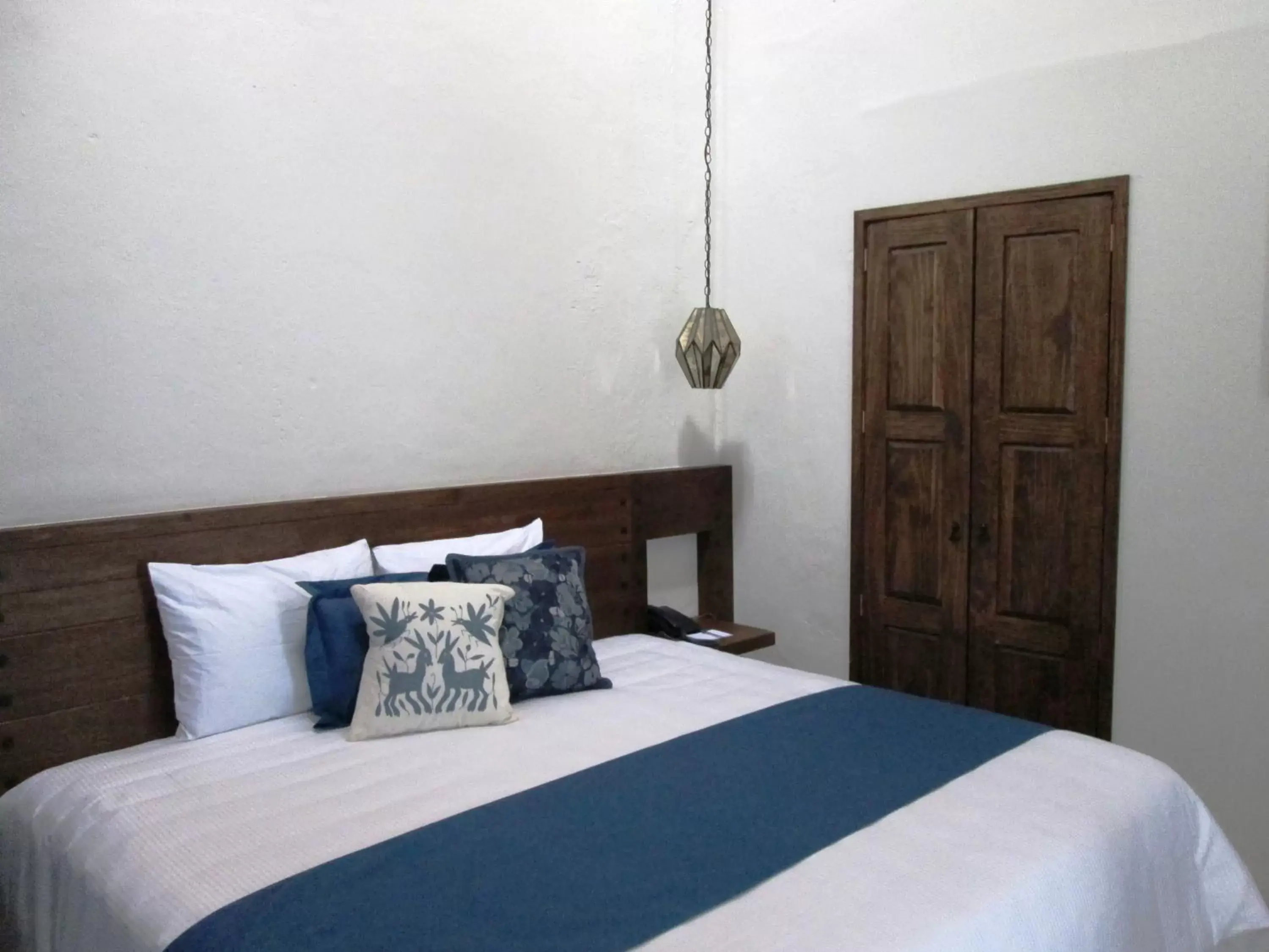 Photo of the whole room, Bed in Hotel Boutique Casa Altamira