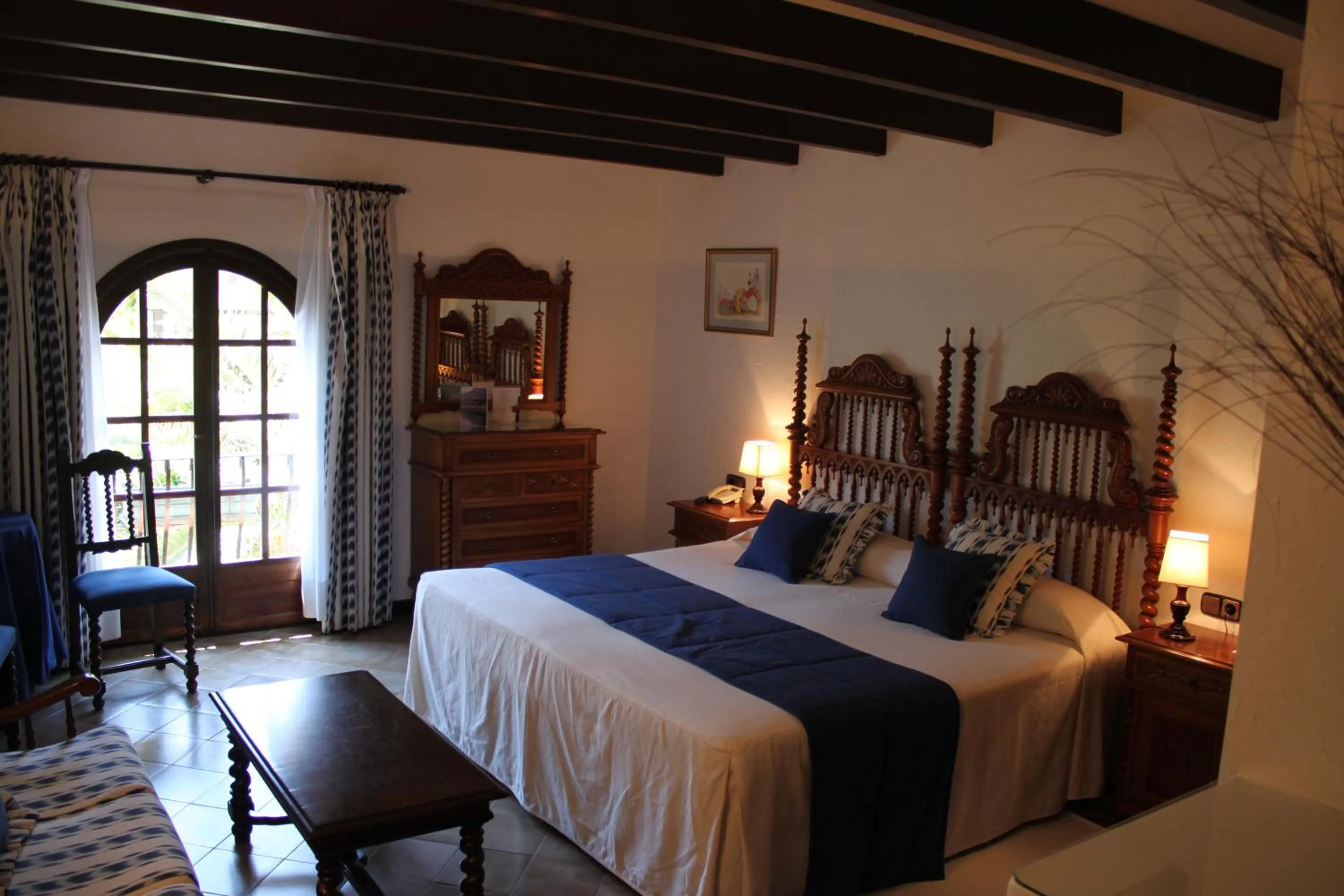 Bed in Petit Hotel Ses Rotges - Only Adults