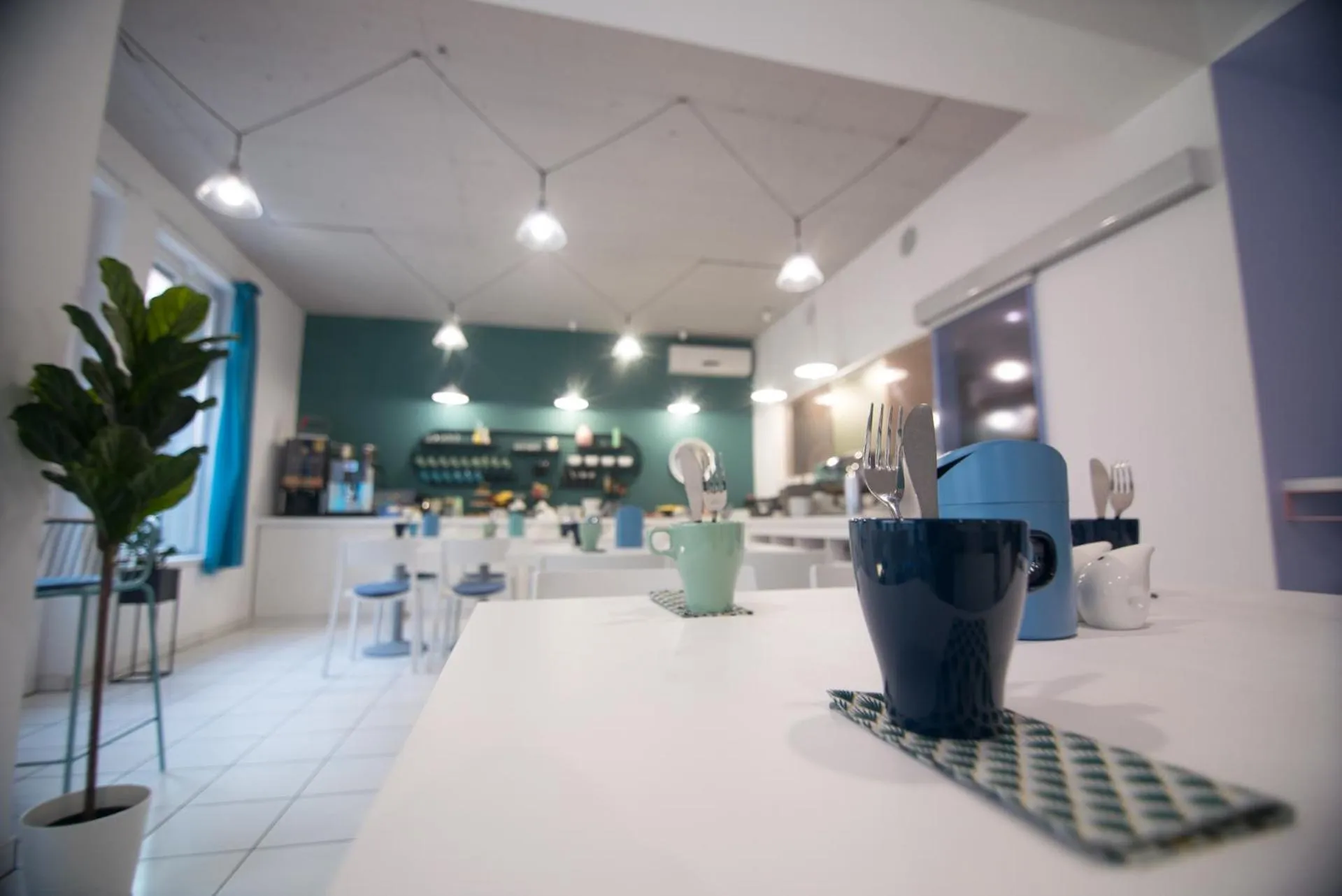 Restaurant/places to eat in Hotel Civitas