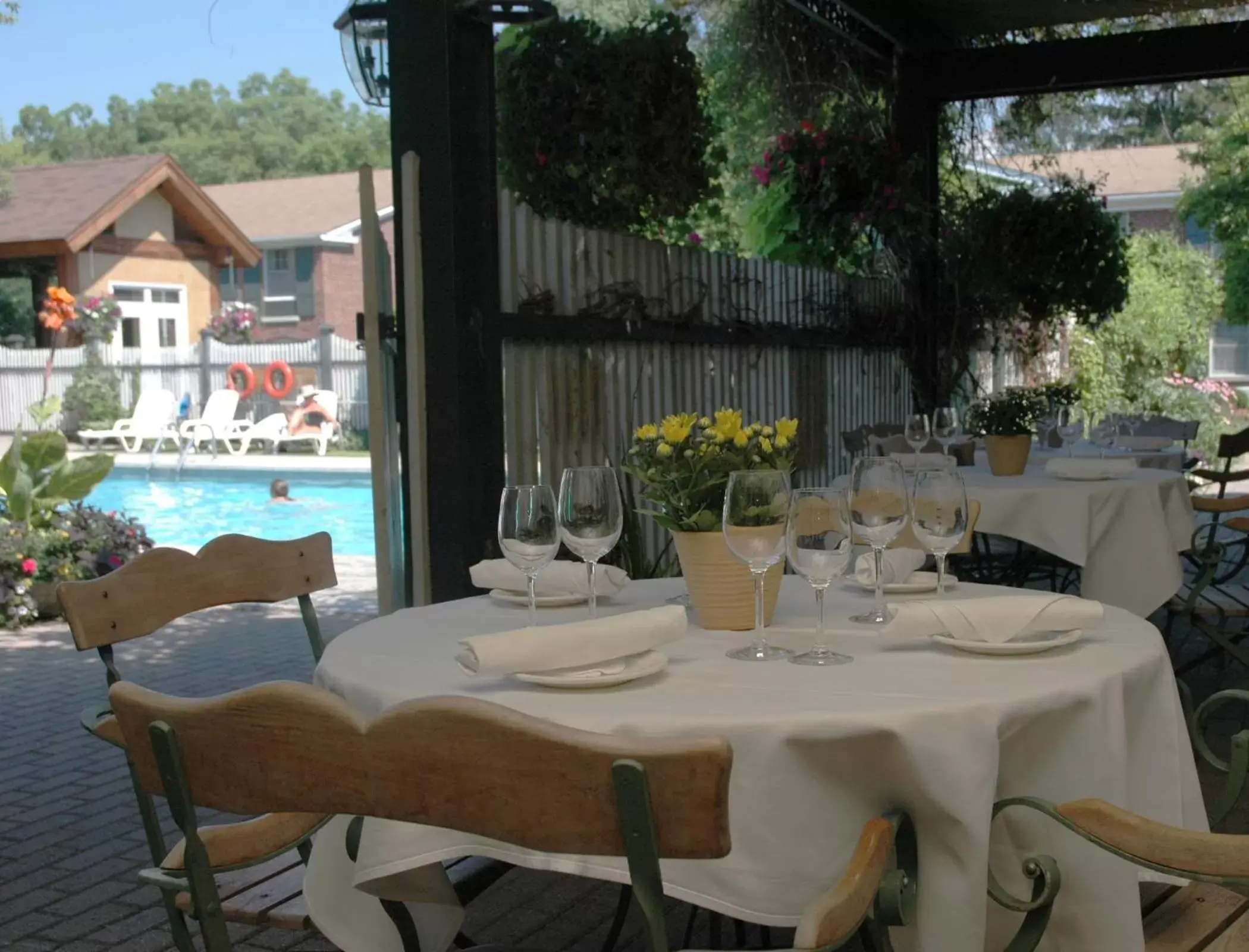 Restaurant/places to eat, Swimming Pool in Pillar and Post Inn & Spa