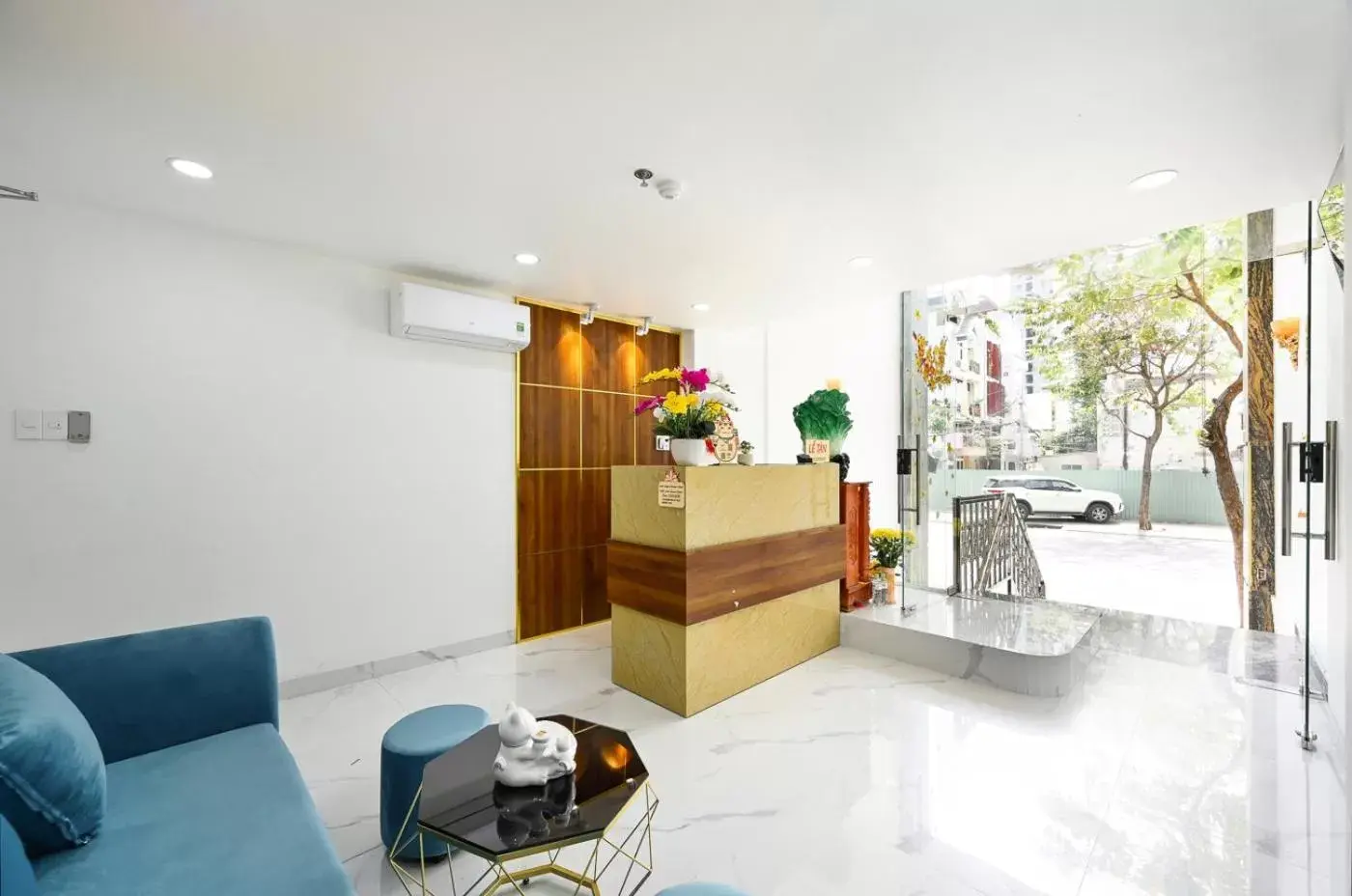 Living room in Lotus Airport Hotel Saigon Living room in Lotus Airport Hotel Saigon