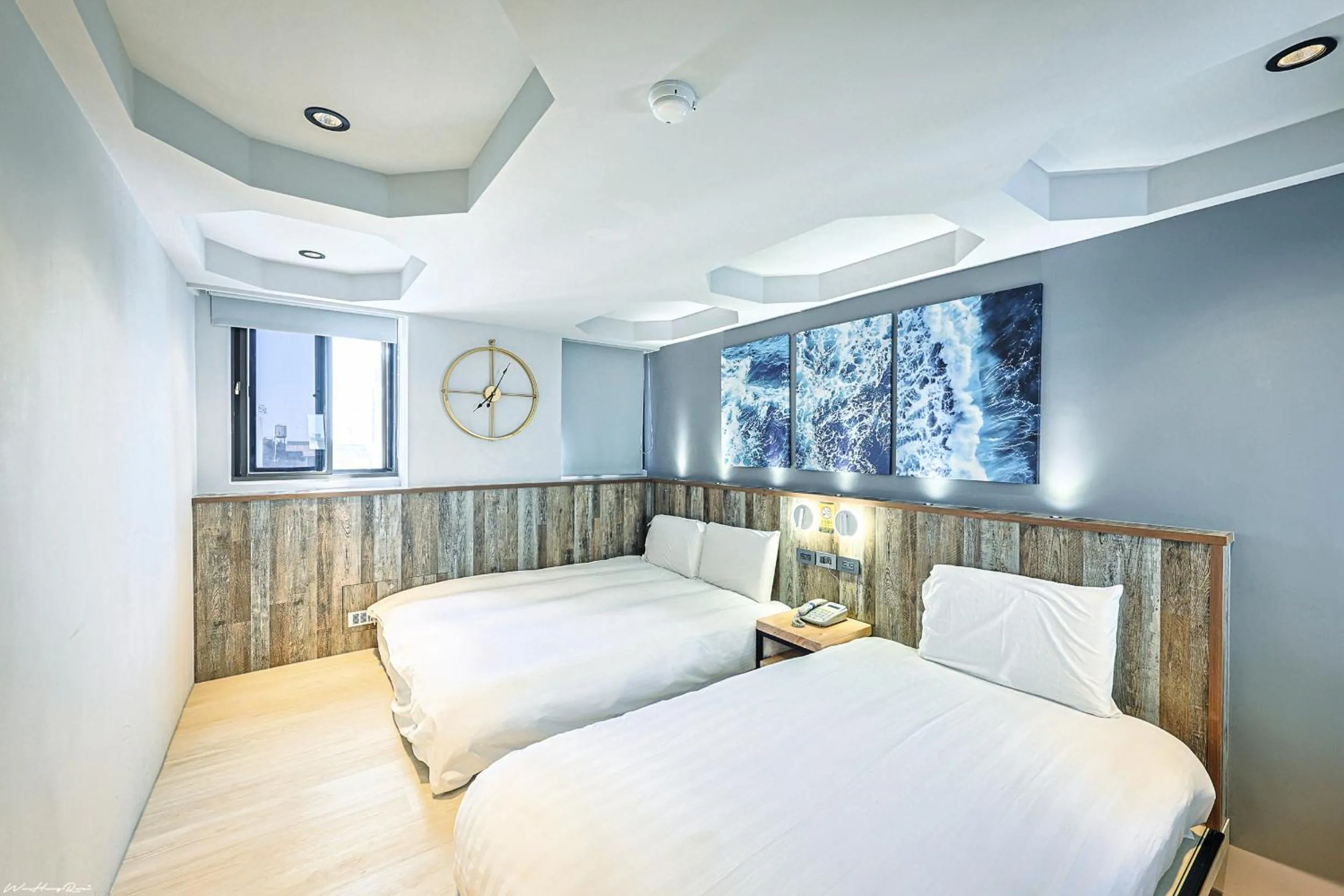 Bed in 亞馨文旅 近東大門夜市 有免費停車場 可自助入住