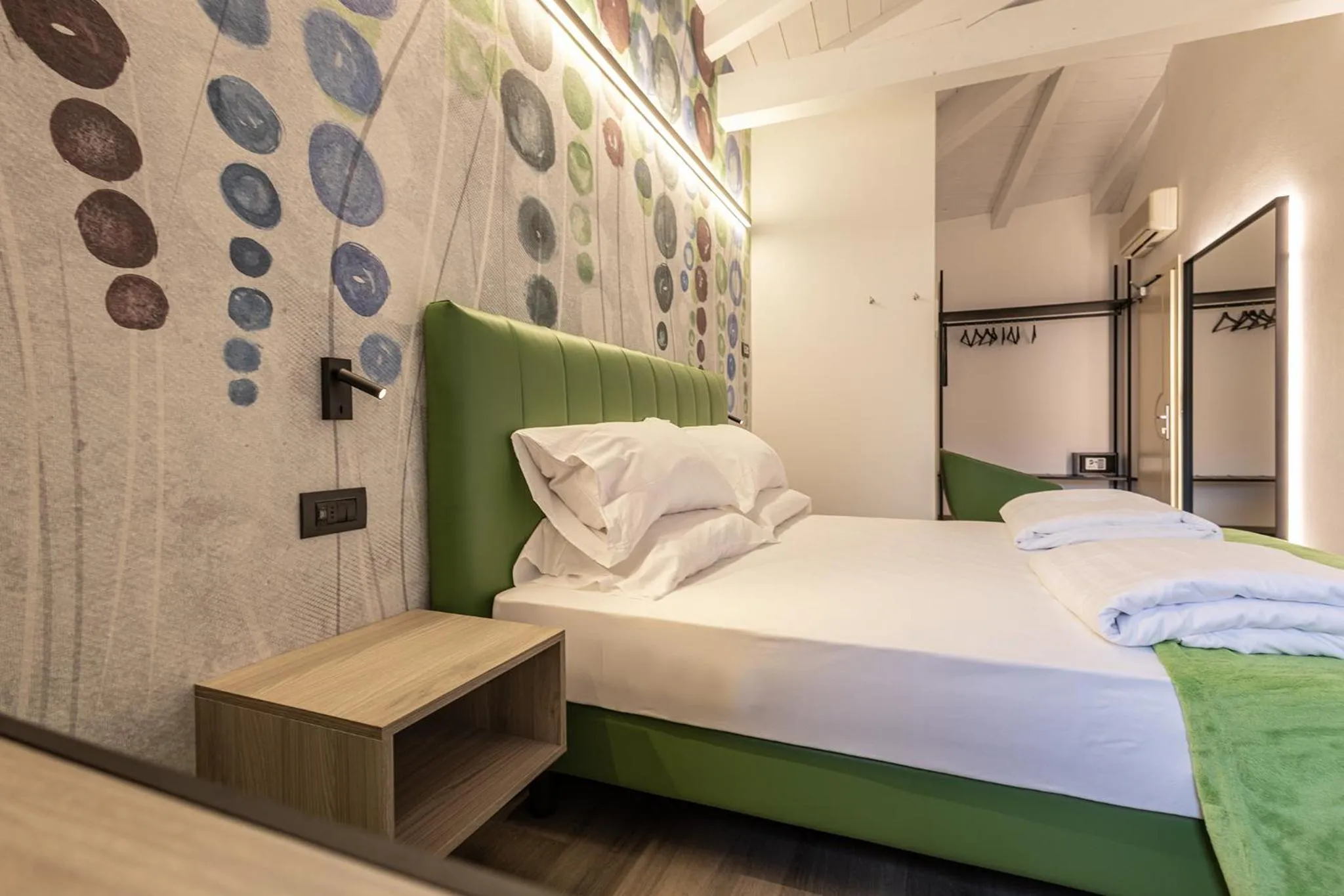 Bed in Hotel Lago Di Garda