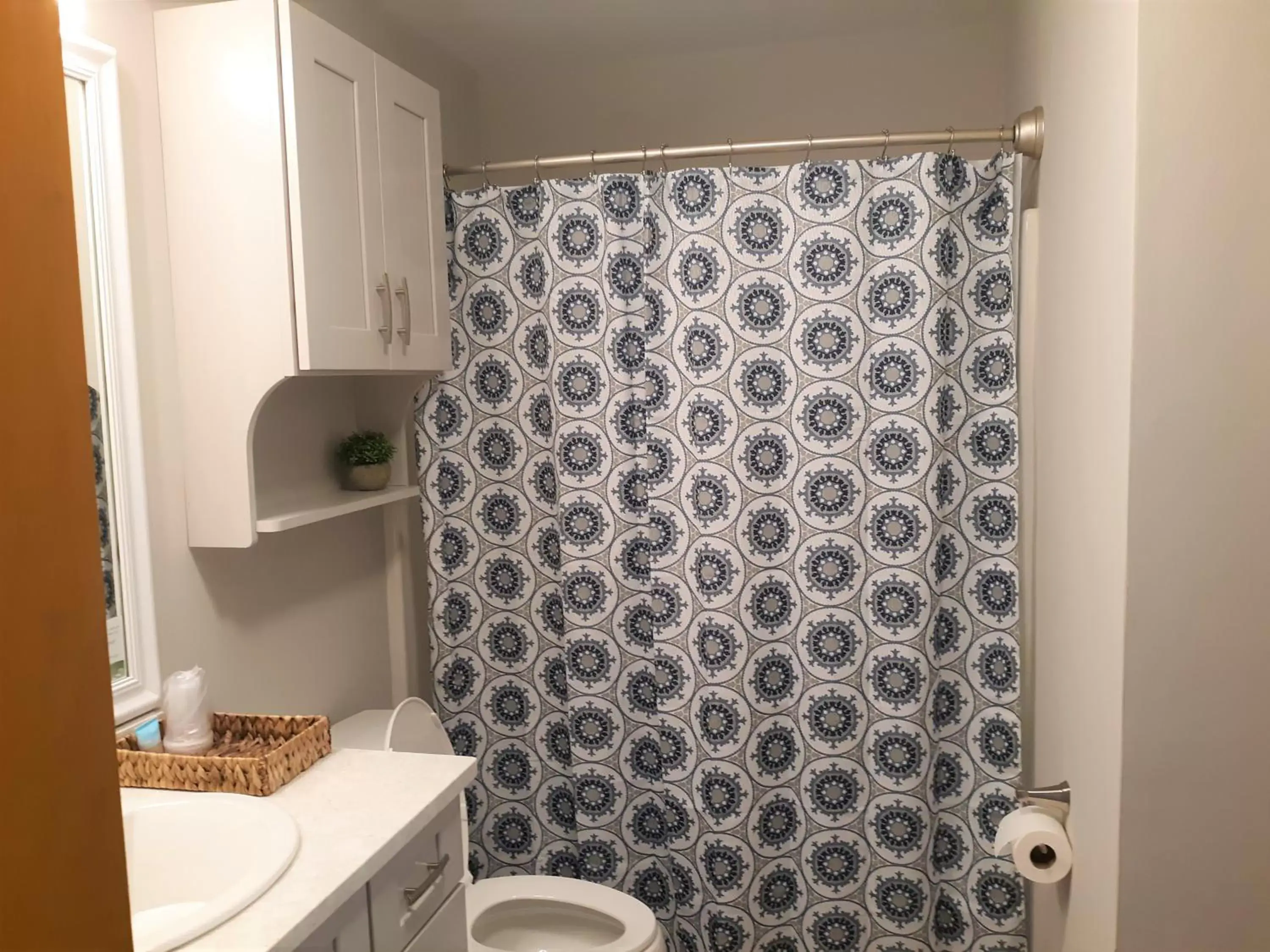 Bathroom in Sandpeddler Inn and Suites