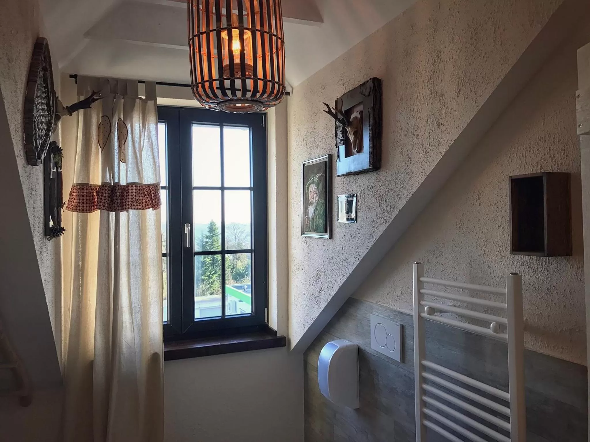 Photo of the whole room in Road Stop Wuppertal