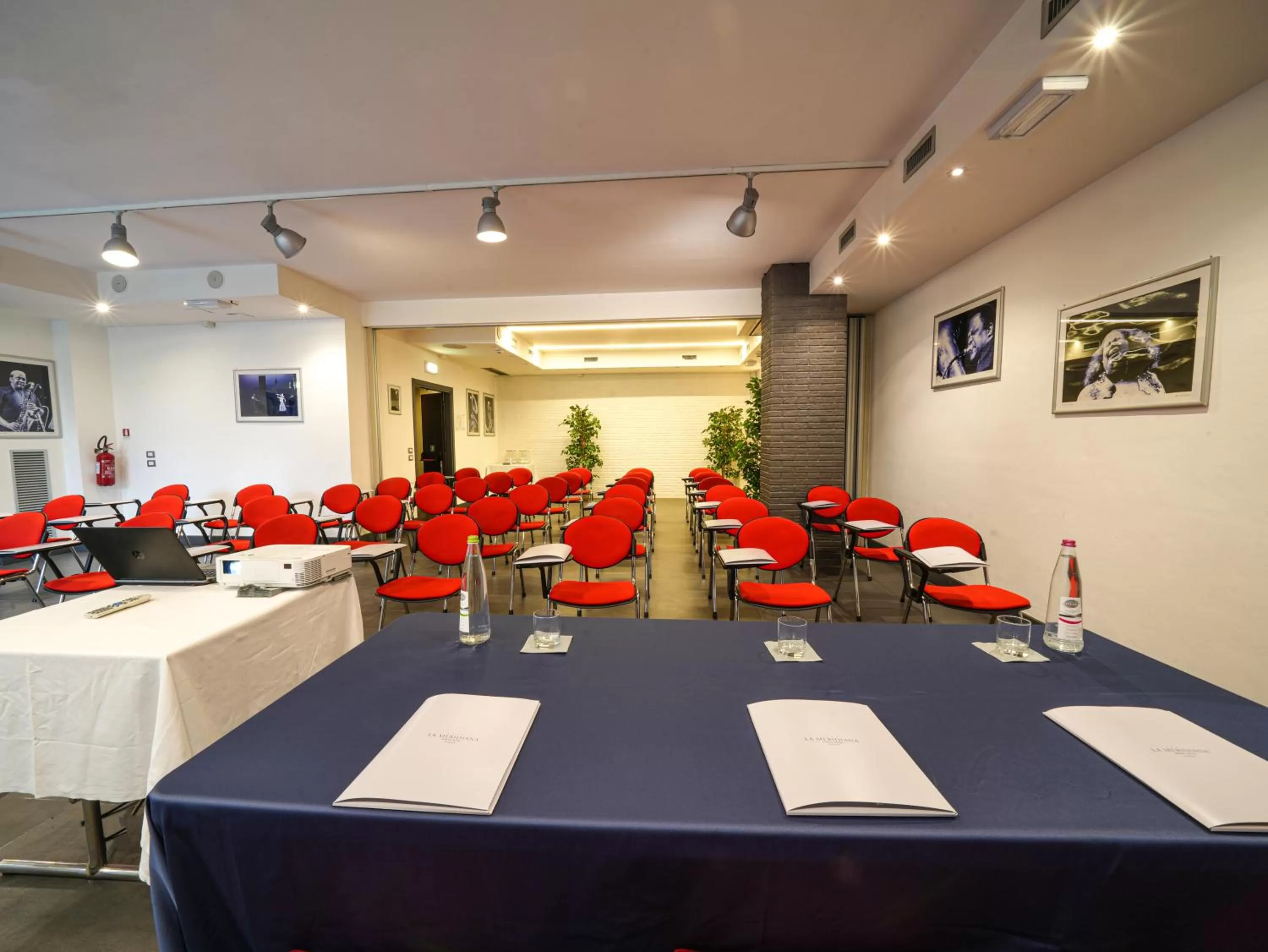 La Meridiana Bleisure Hotel