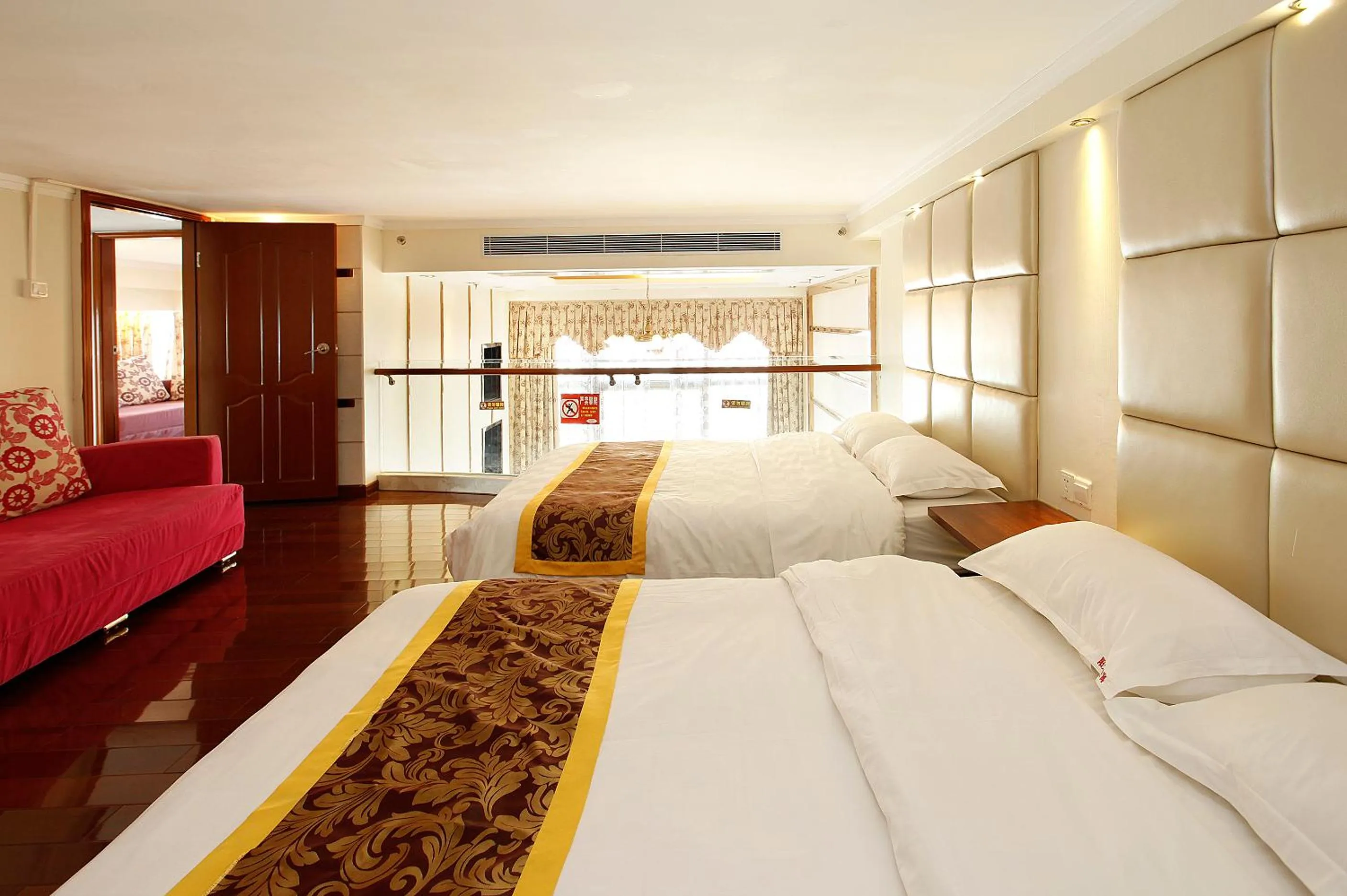 Bed in Guangzhou Hakka Apartment Beijing Road