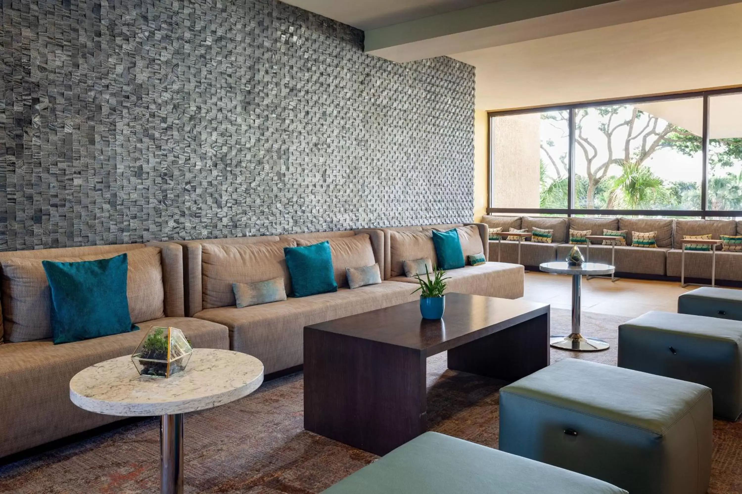 Lobby or reception, Seating Area in Marriott Hilton Head Resort & Spa