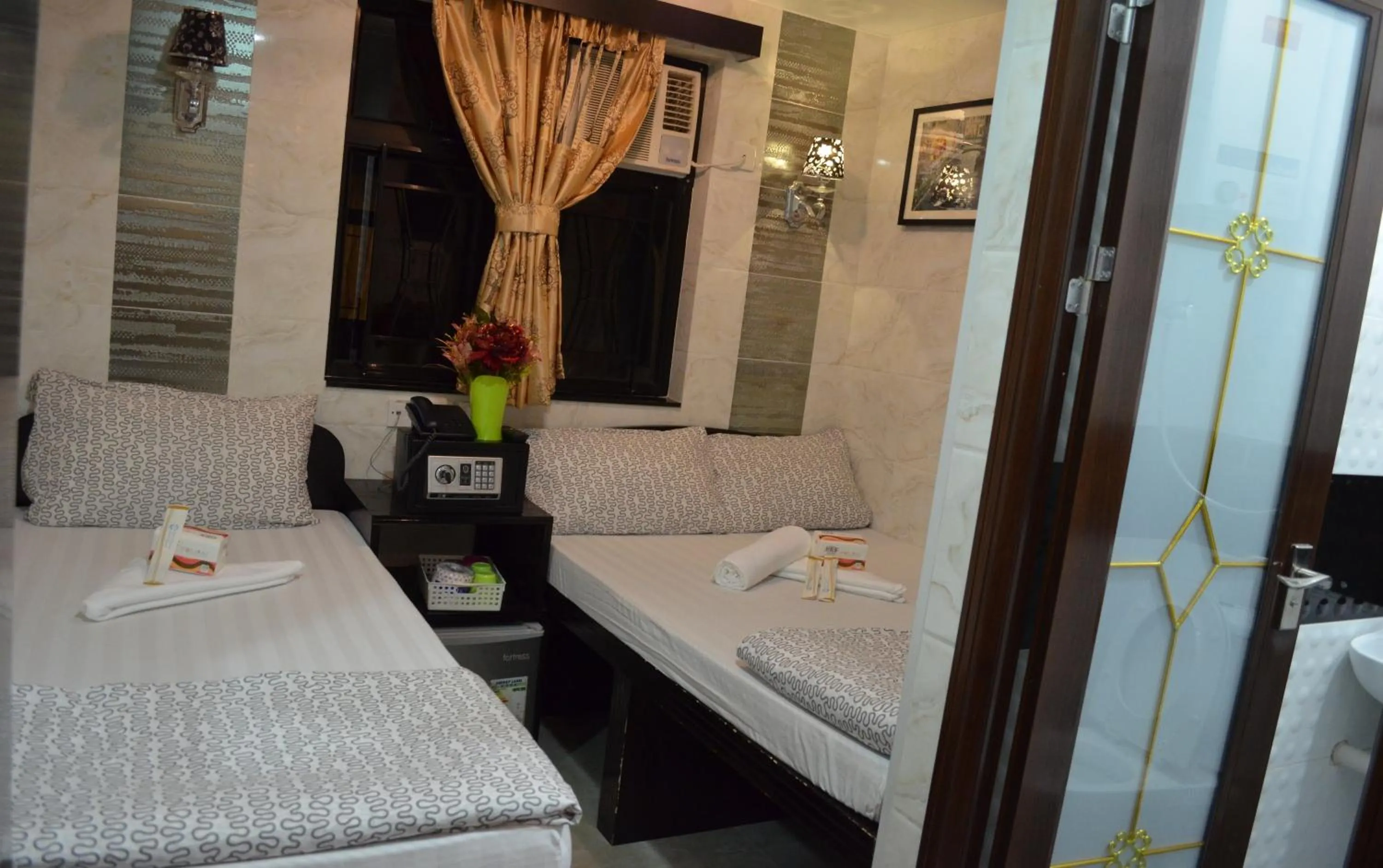 Decorative detail, Bed in Skyview Hostel