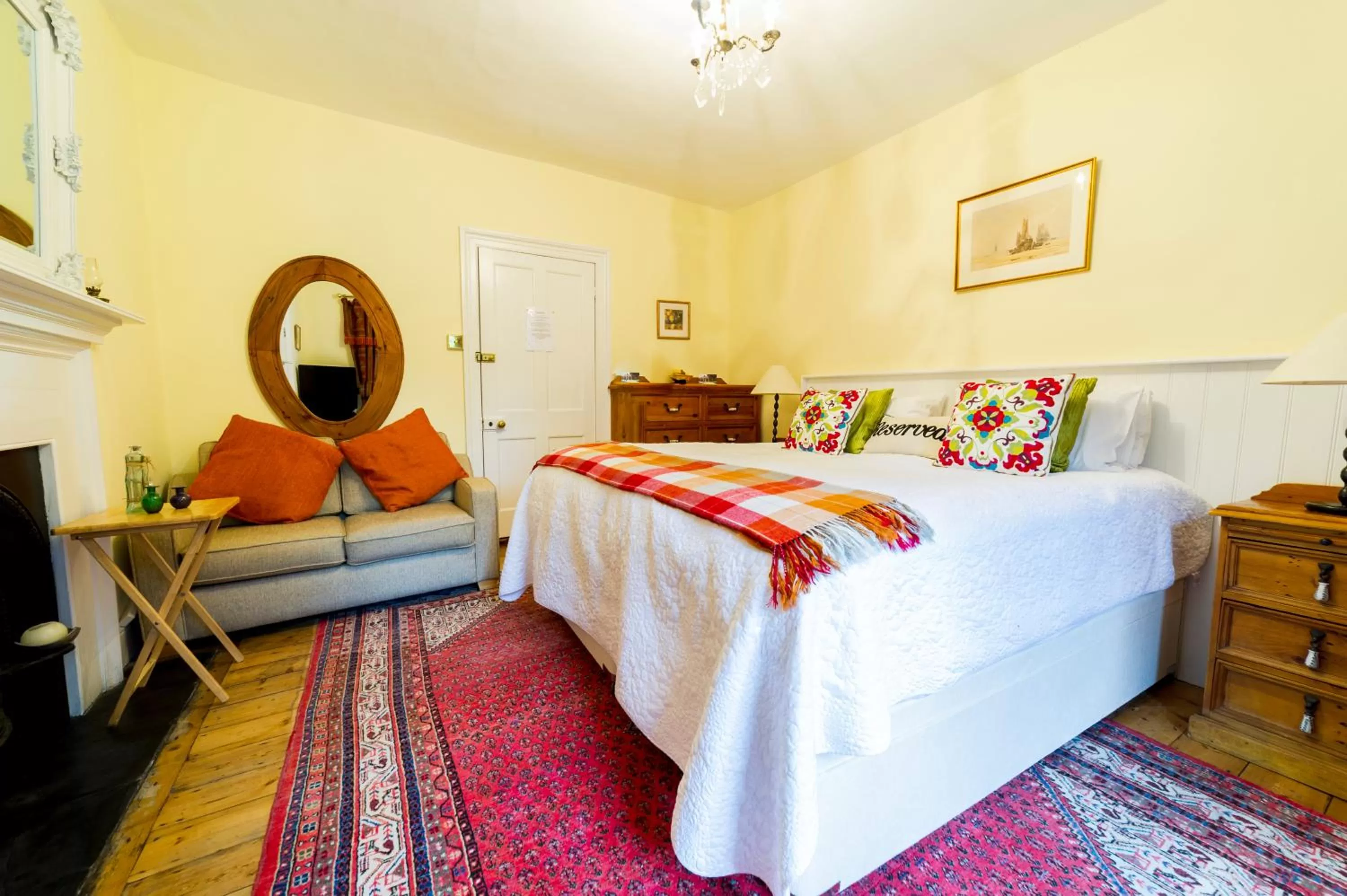 Bed in Molland Manor House Bed & Breakfast