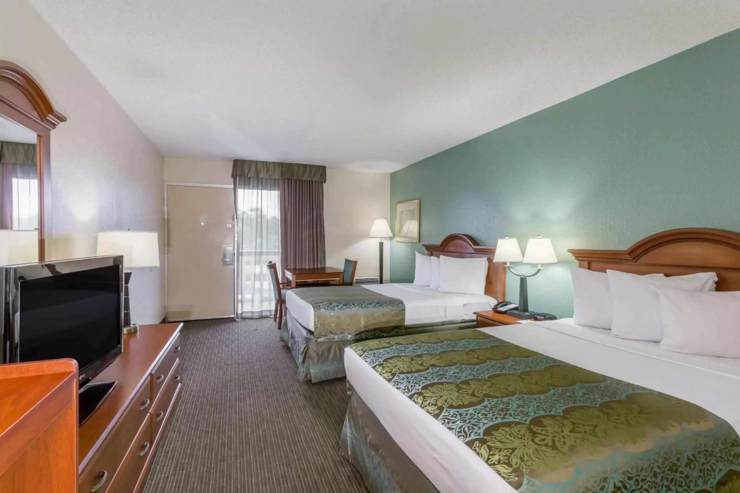 Photo of the whole room in Baymont by Wyndham Sarasota