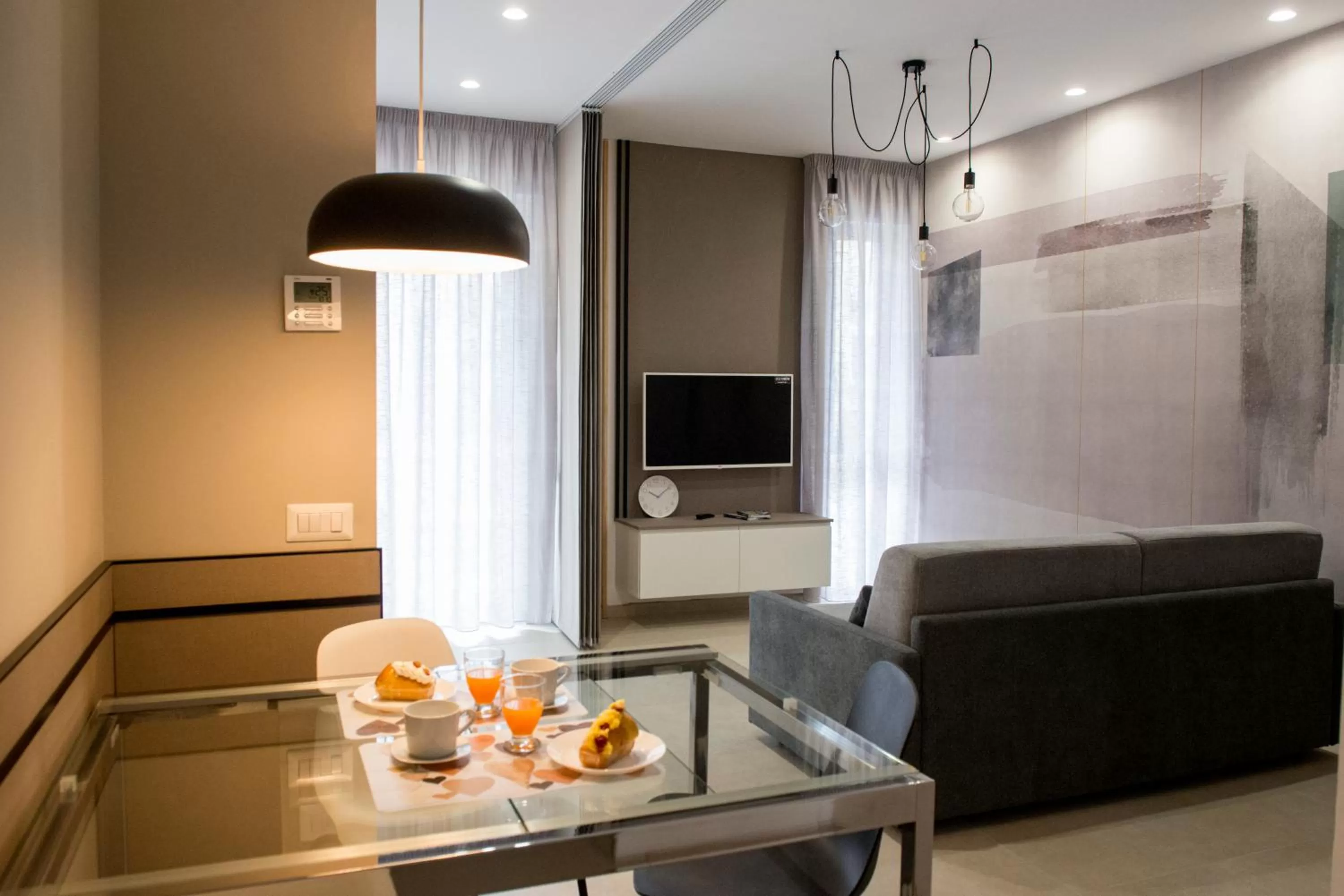 Coffee/tea facilities, Seating Area in Leflole Residence B&B