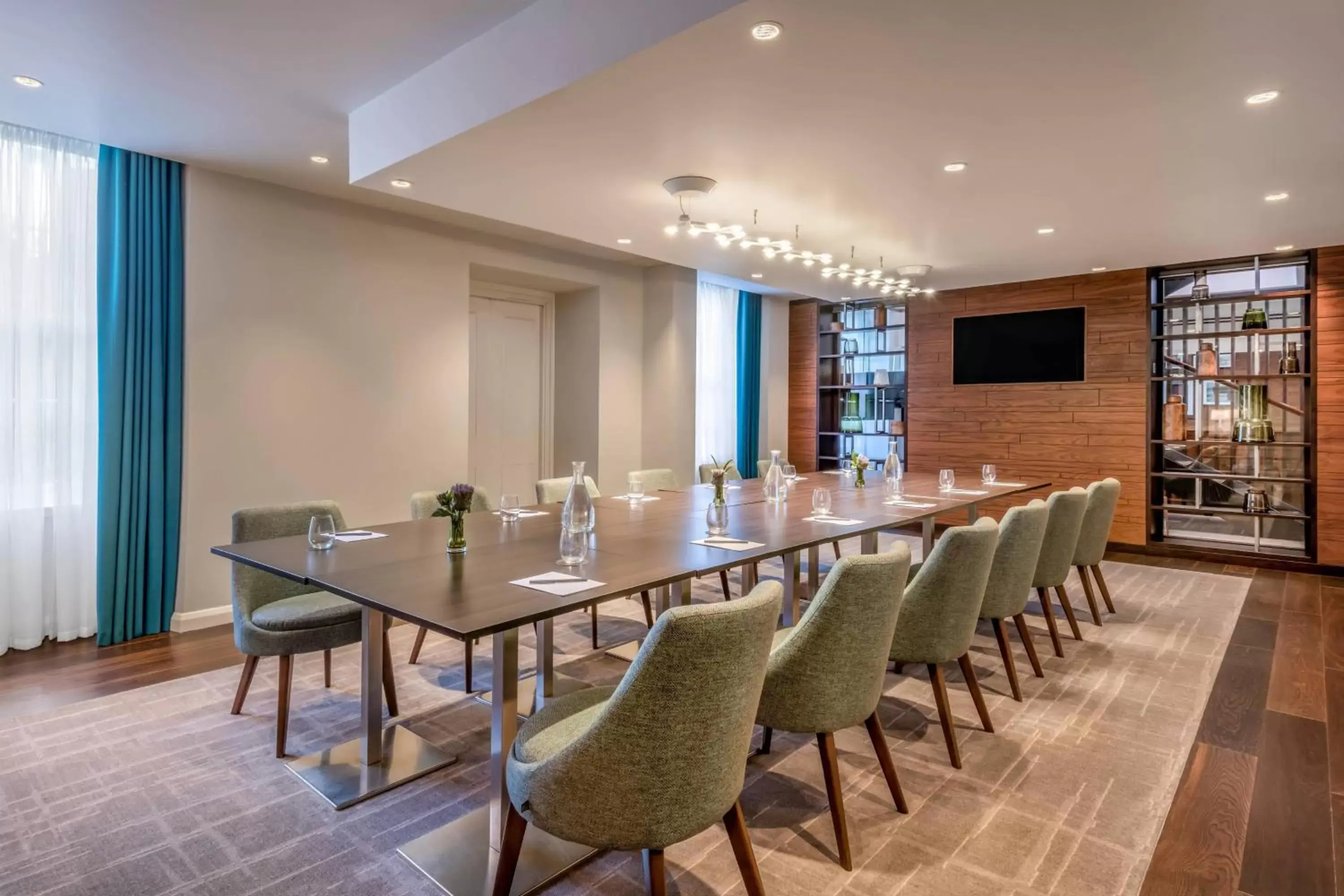 Meeting/conference room in Courtyard by Marriott Edinburgh