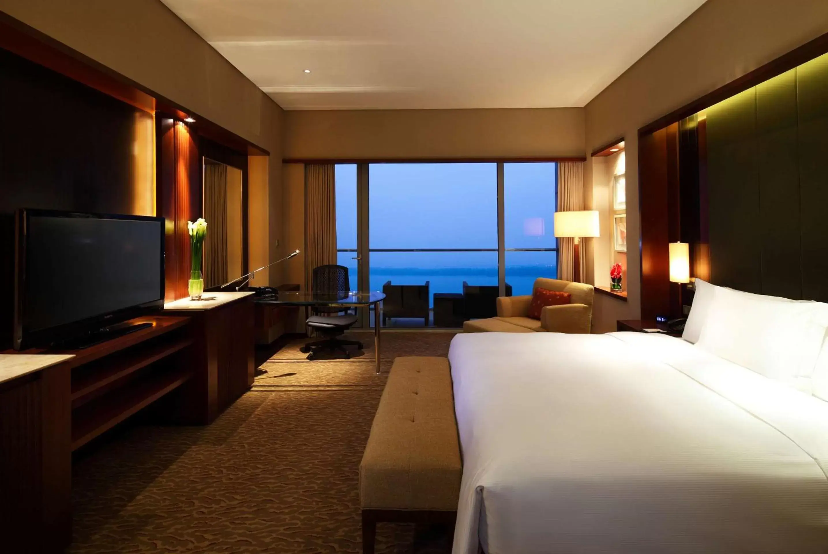 Bed in Hilton Nanjing Riverside Bed in Hilton Nanjing Riverside