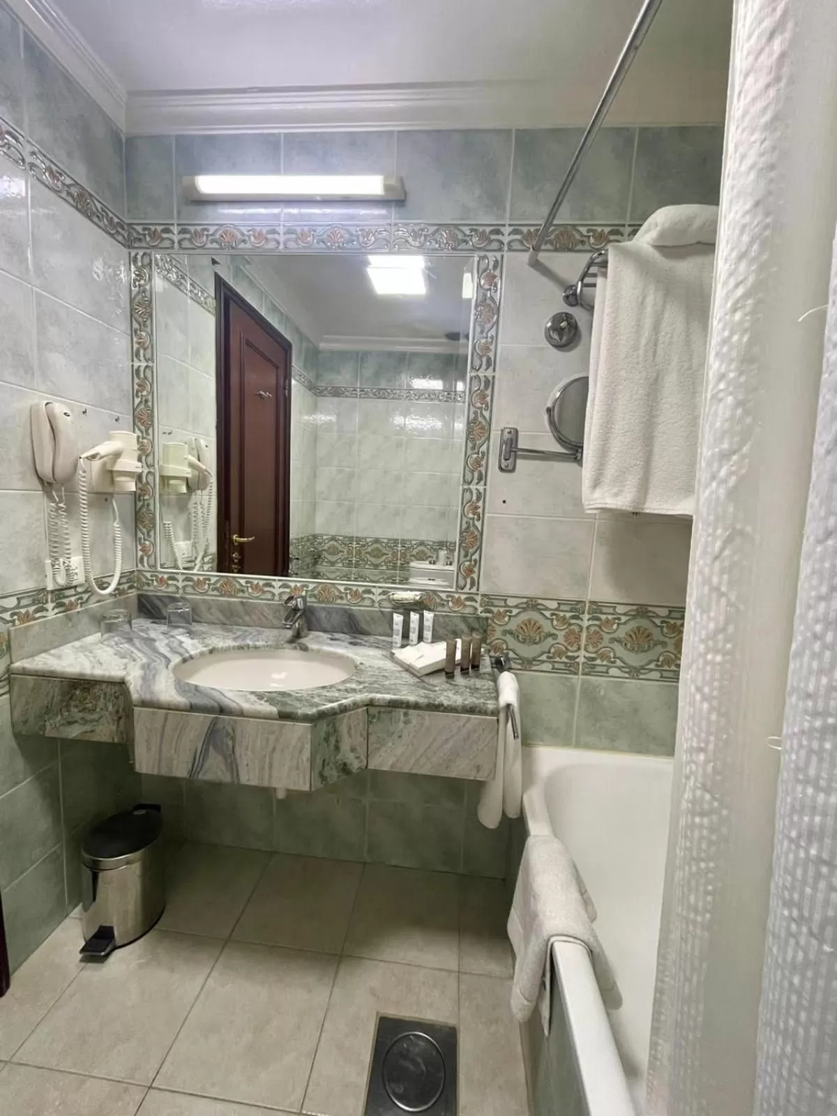 Toilet in Serenada Golden Palace - Boutique Hotel