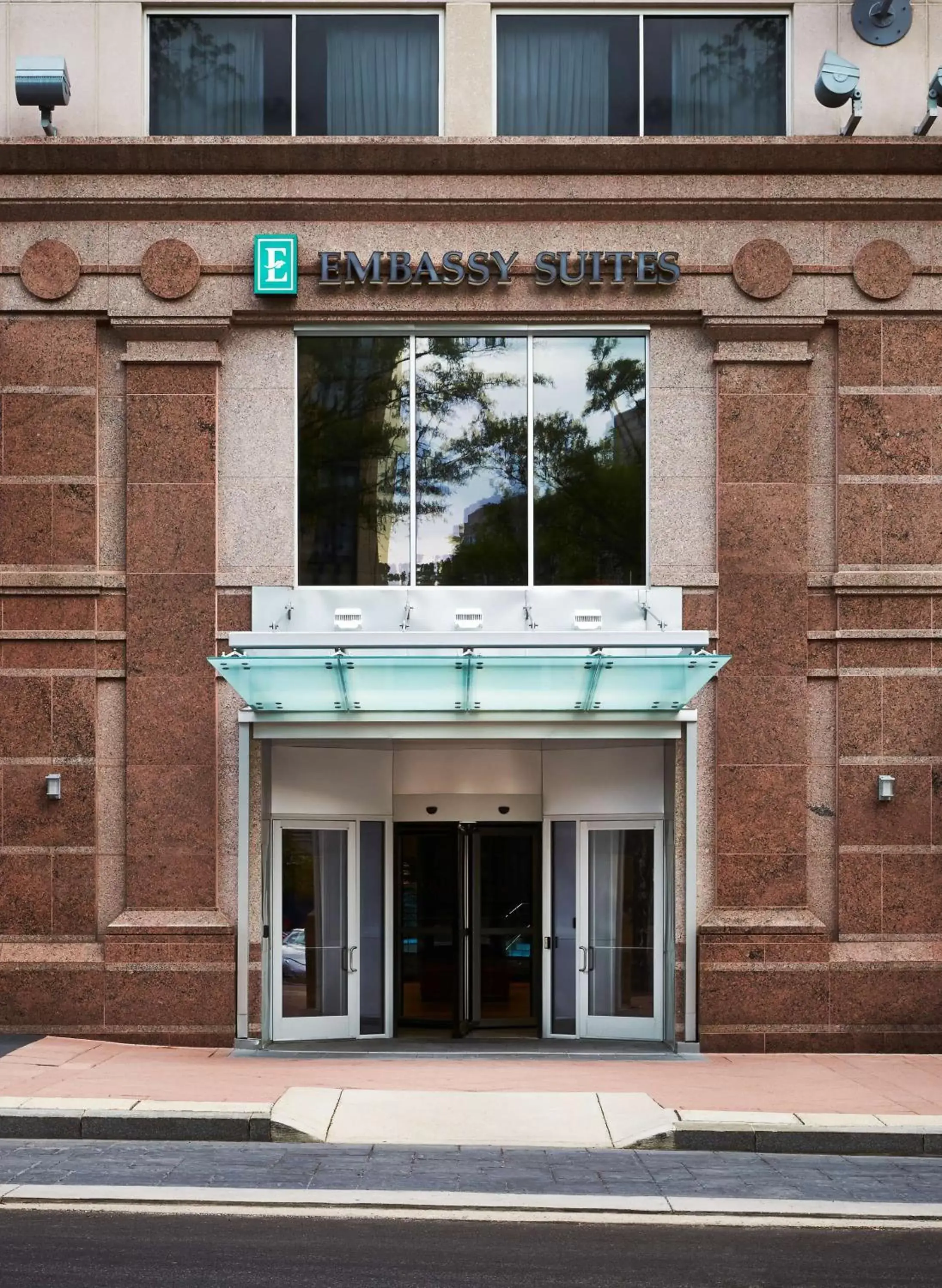 Property building in Embassy Suites by Hilton Washington DC Chevy Chase Pavilion Property building in Embassy Suites by Hilton Washington DC Chevy Chase Pavilion