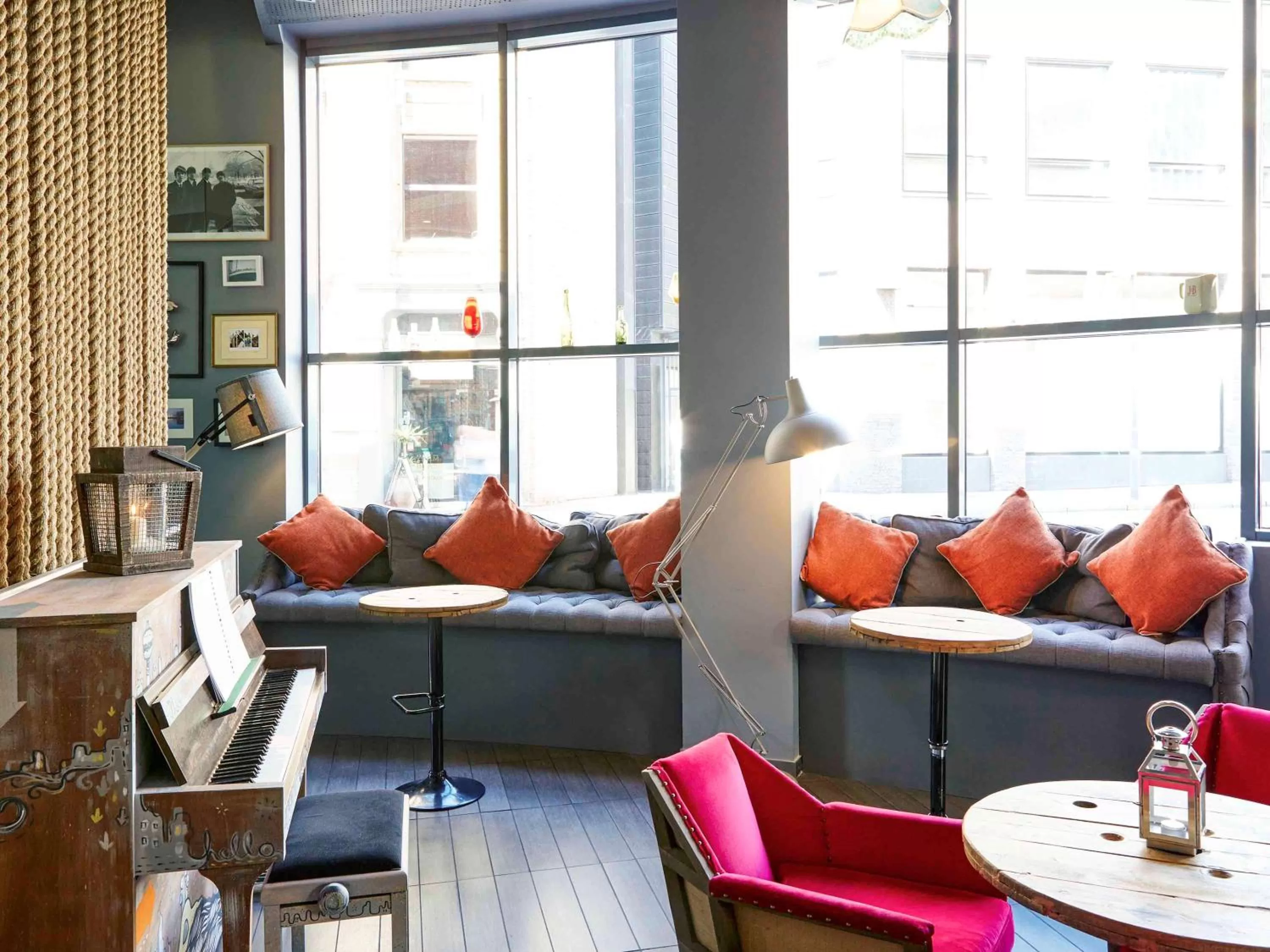 Restaurant/places to eat in Novotel Liverpool Centre