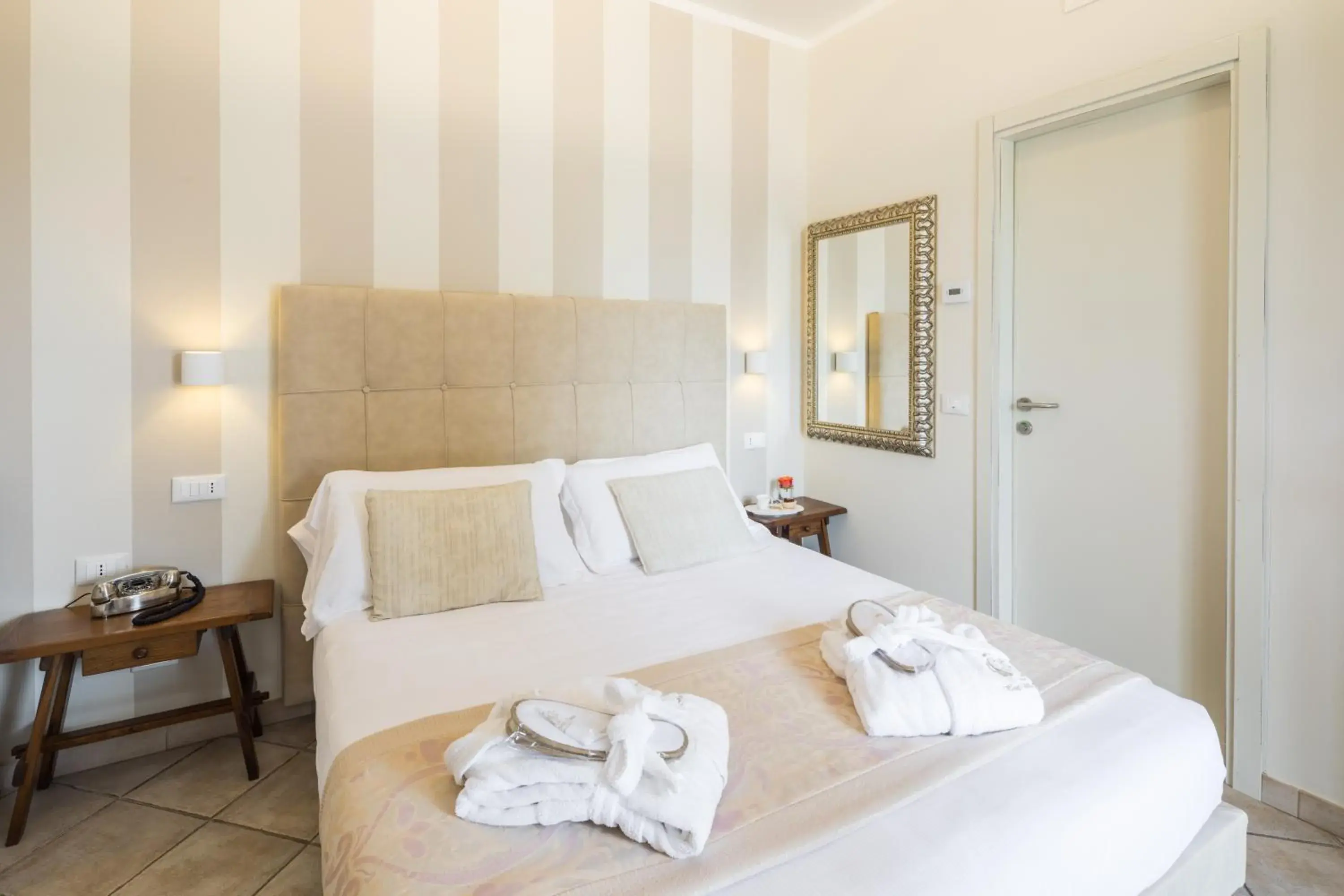 Bedroom, Bed in Hotel Villa Tiziana