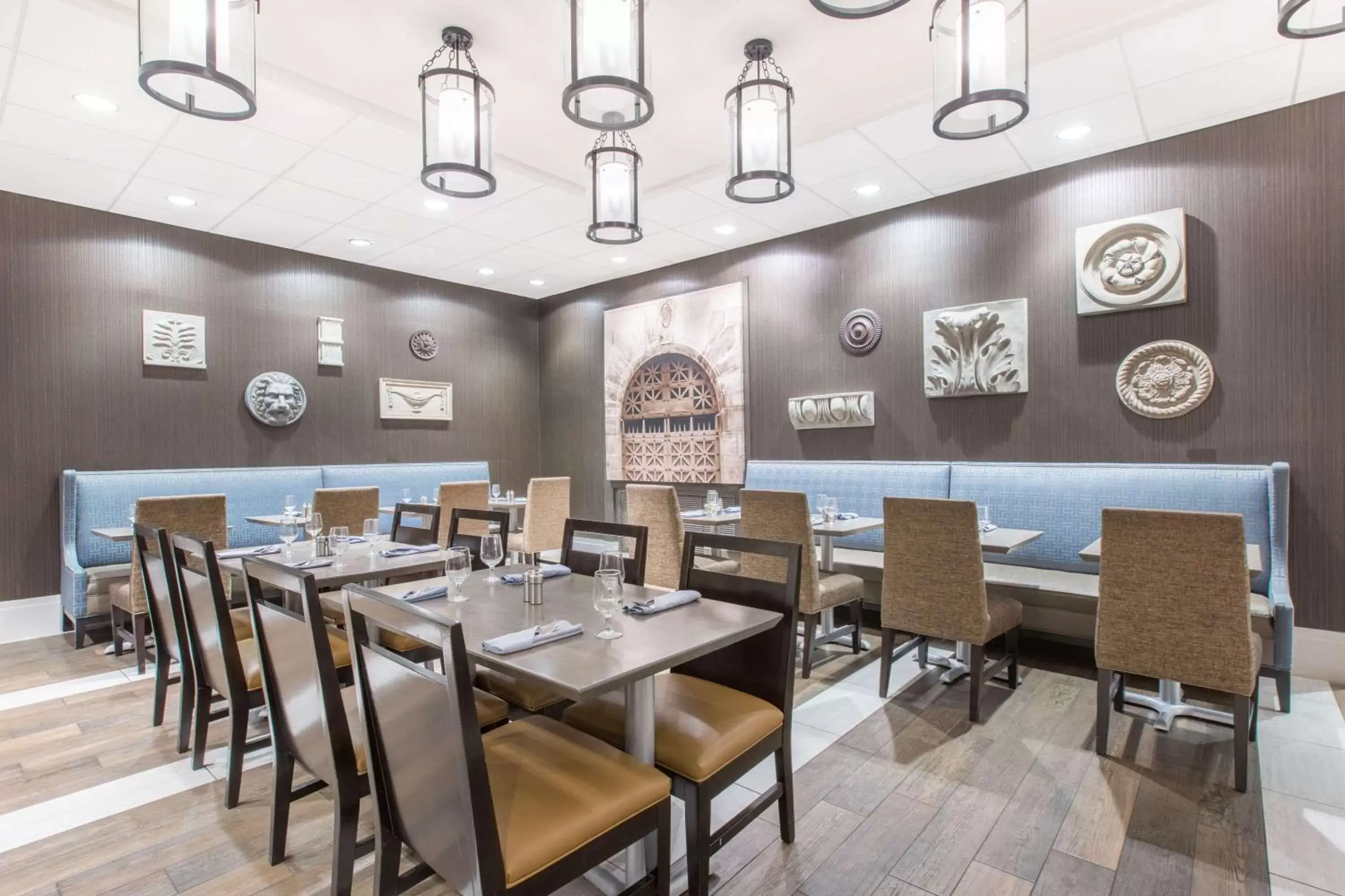 Restaurant/places to eat in Wyndham Philadelphia-Historic District Restaurant/places to eat in Wyndham Philadelphia-Historic District